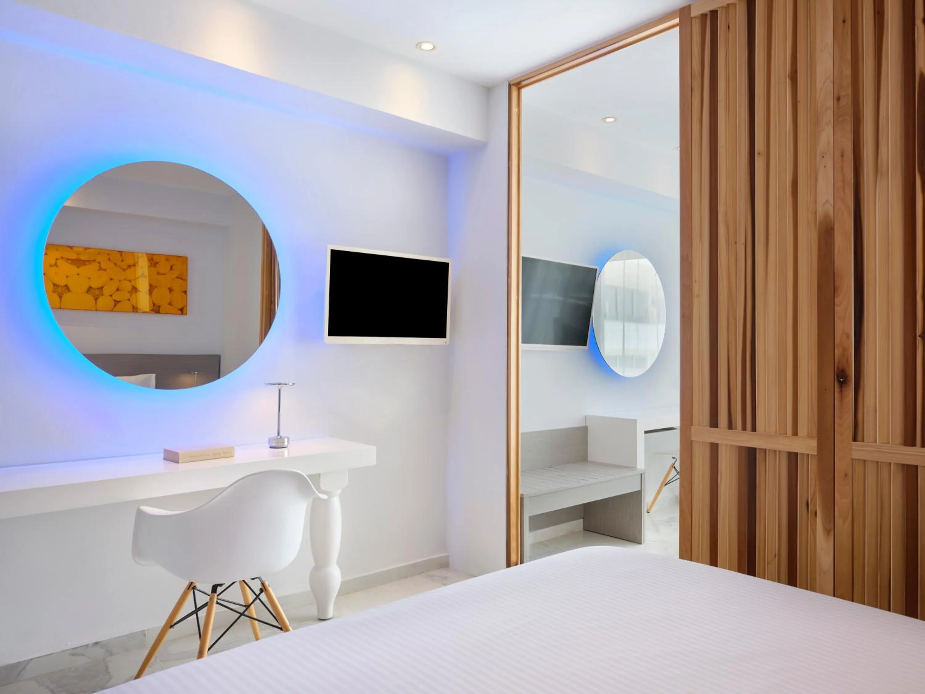 Bed in Atlantica Sancta Napa Hotel