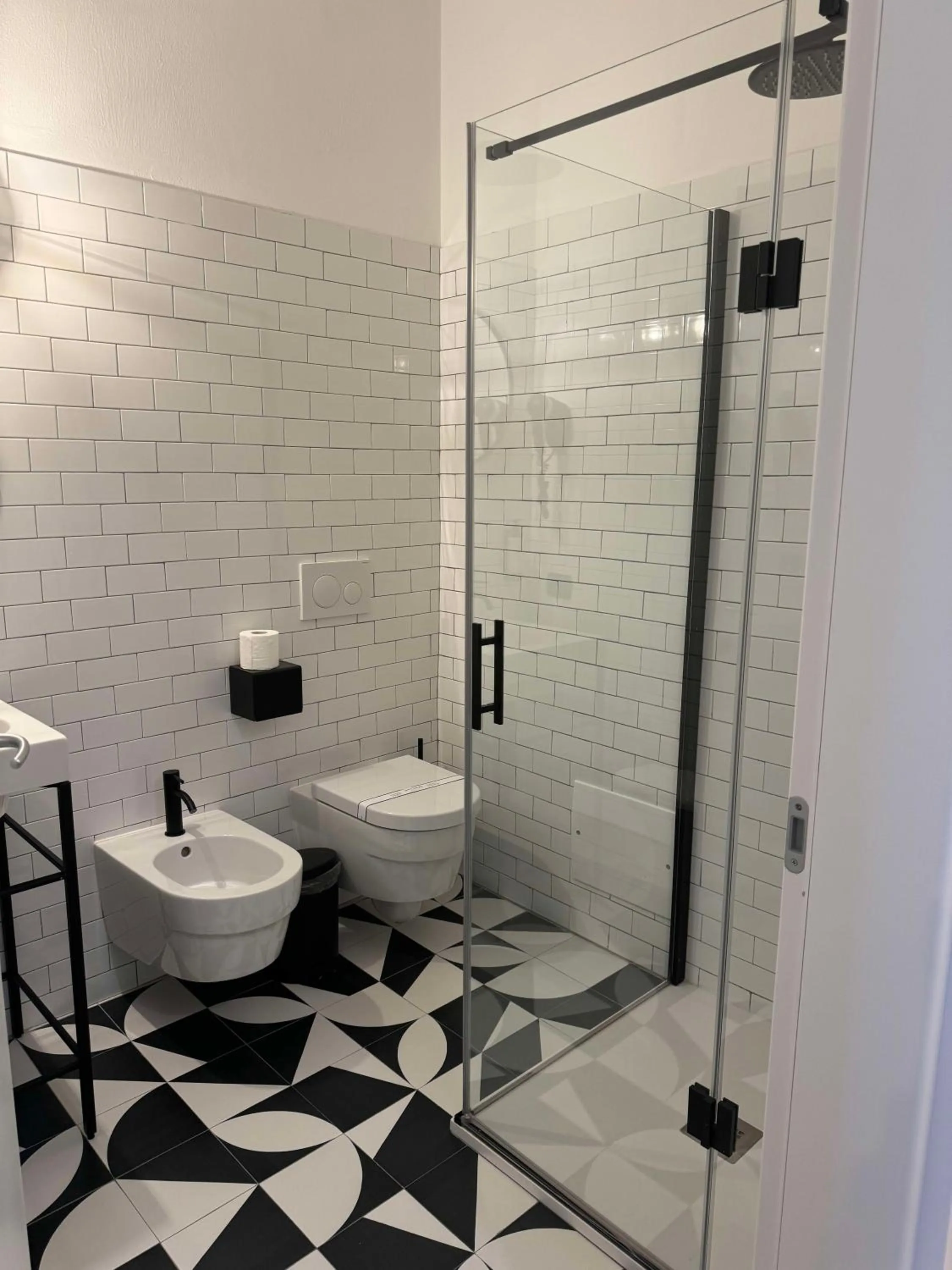 Shower in Re Versiliana Hotel