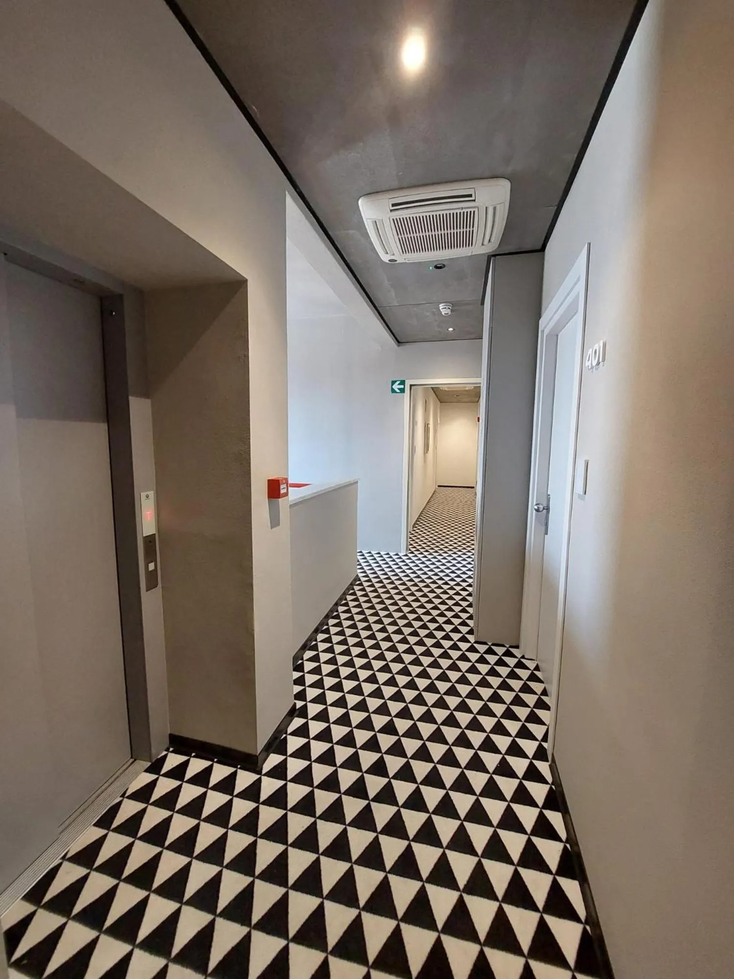 elevator in Re Versiliana Hotel