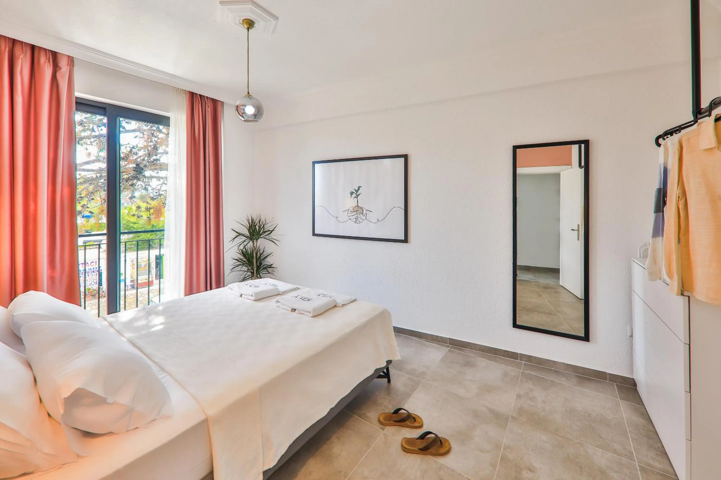 Bedroom, Bed in Joyy Suit Apart