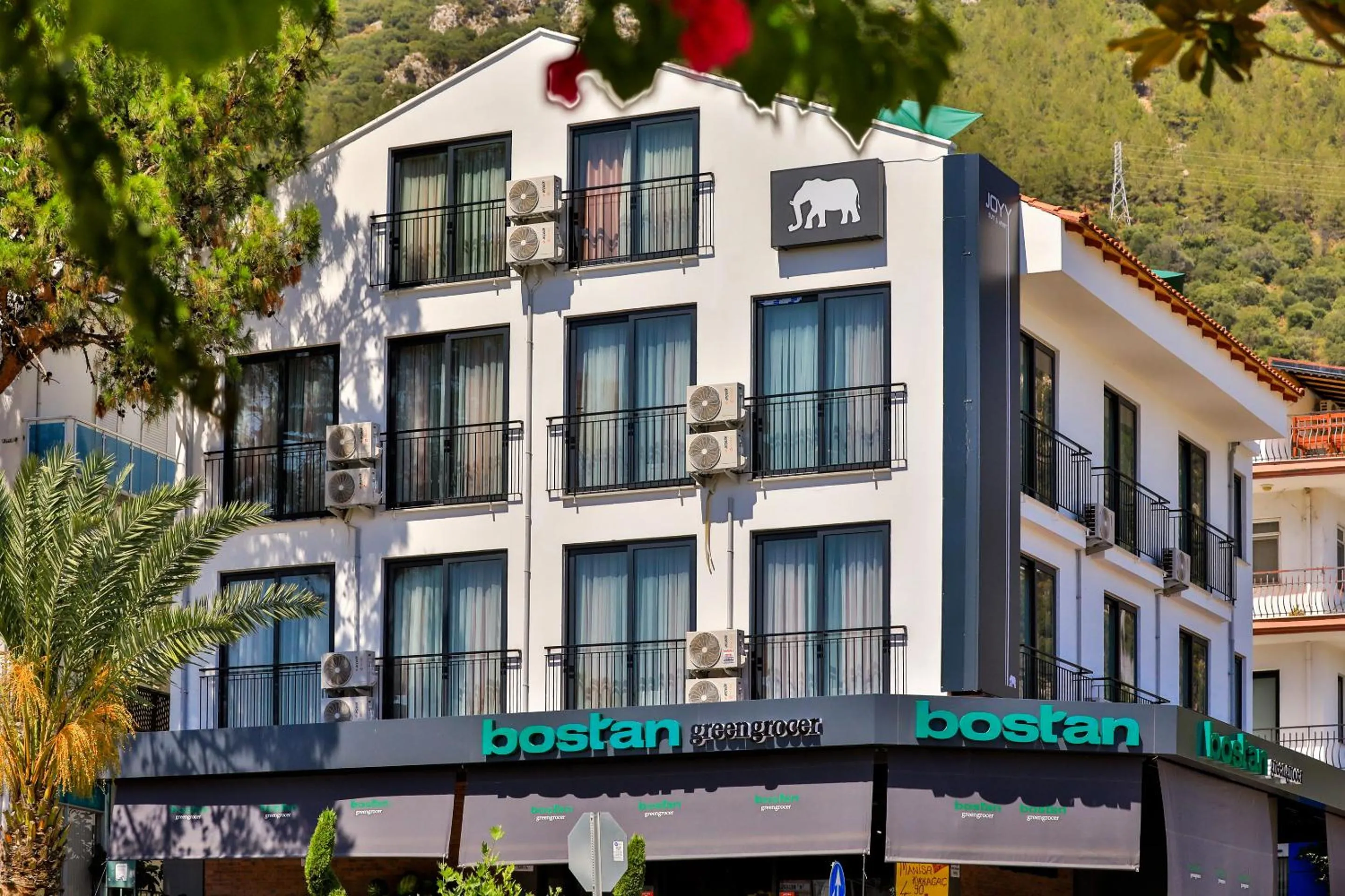 Property building in Joyy Suit Apart