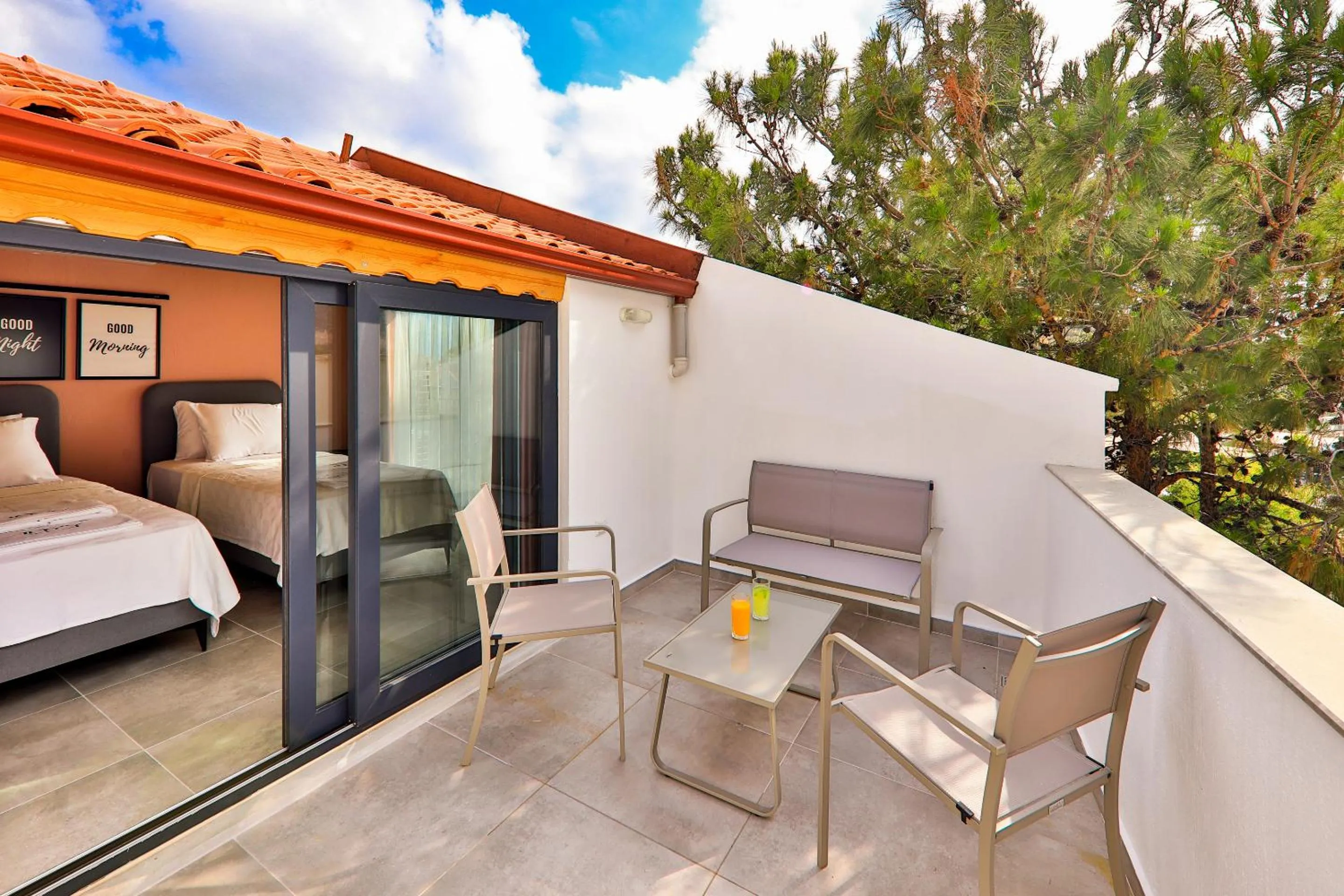 Balcony/Terrace, Bed in Joyy Suit Apart