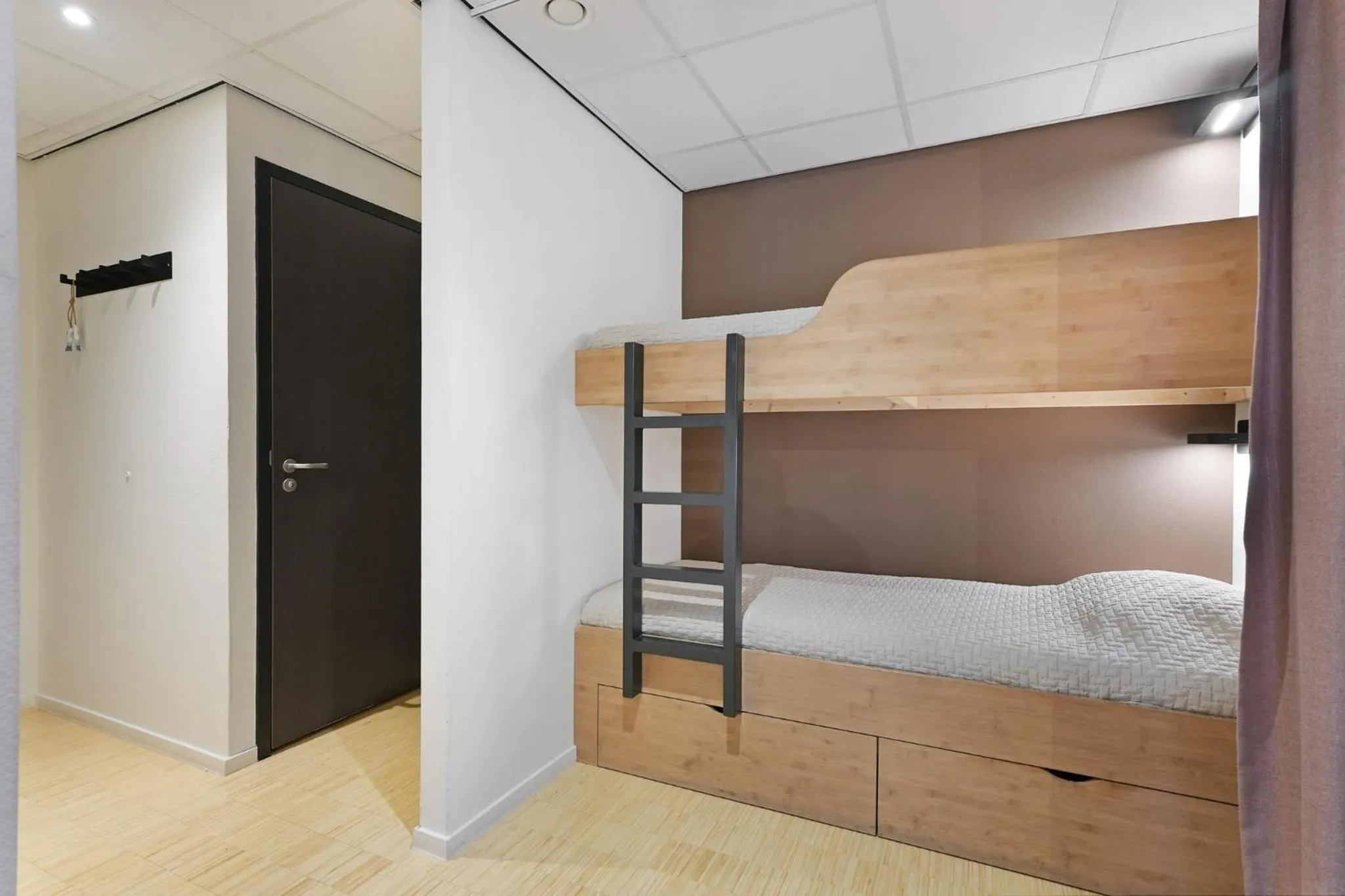 Bed in Dock Hotel Stellendam