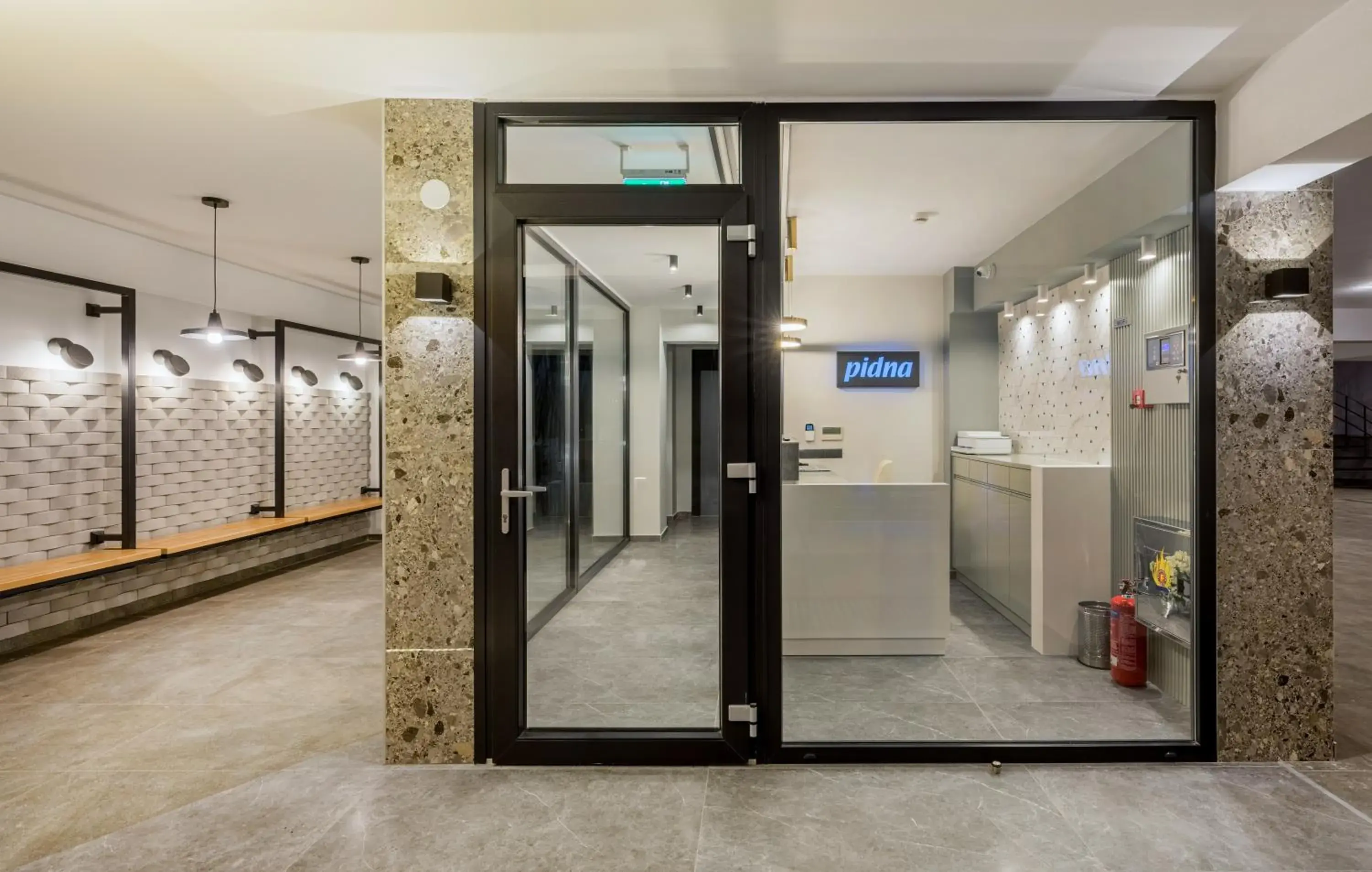 Facade/entrance in Pidna Facade/entrance in Pidna