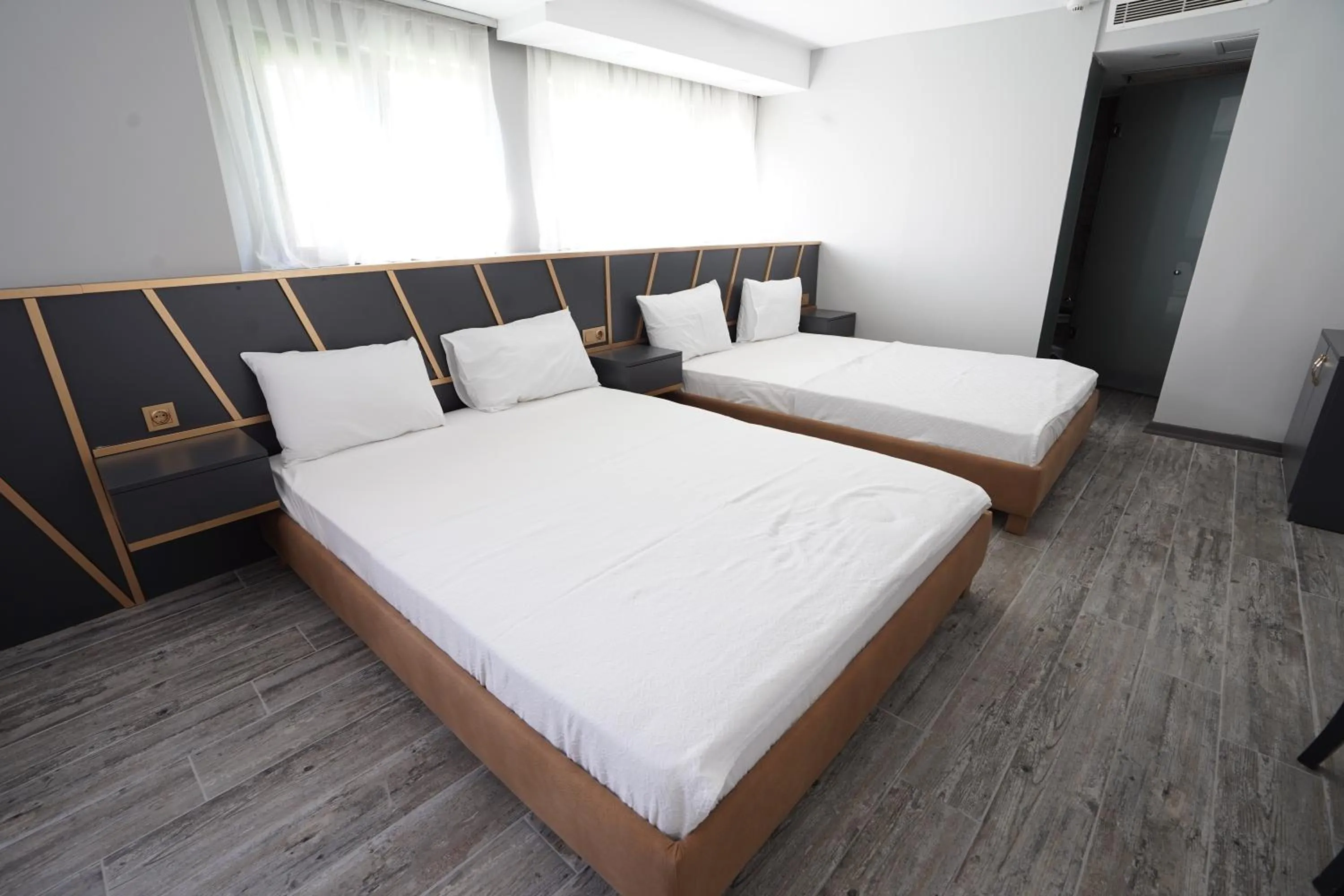 Massage, Bed in Time Hotel Mecidiyekoy