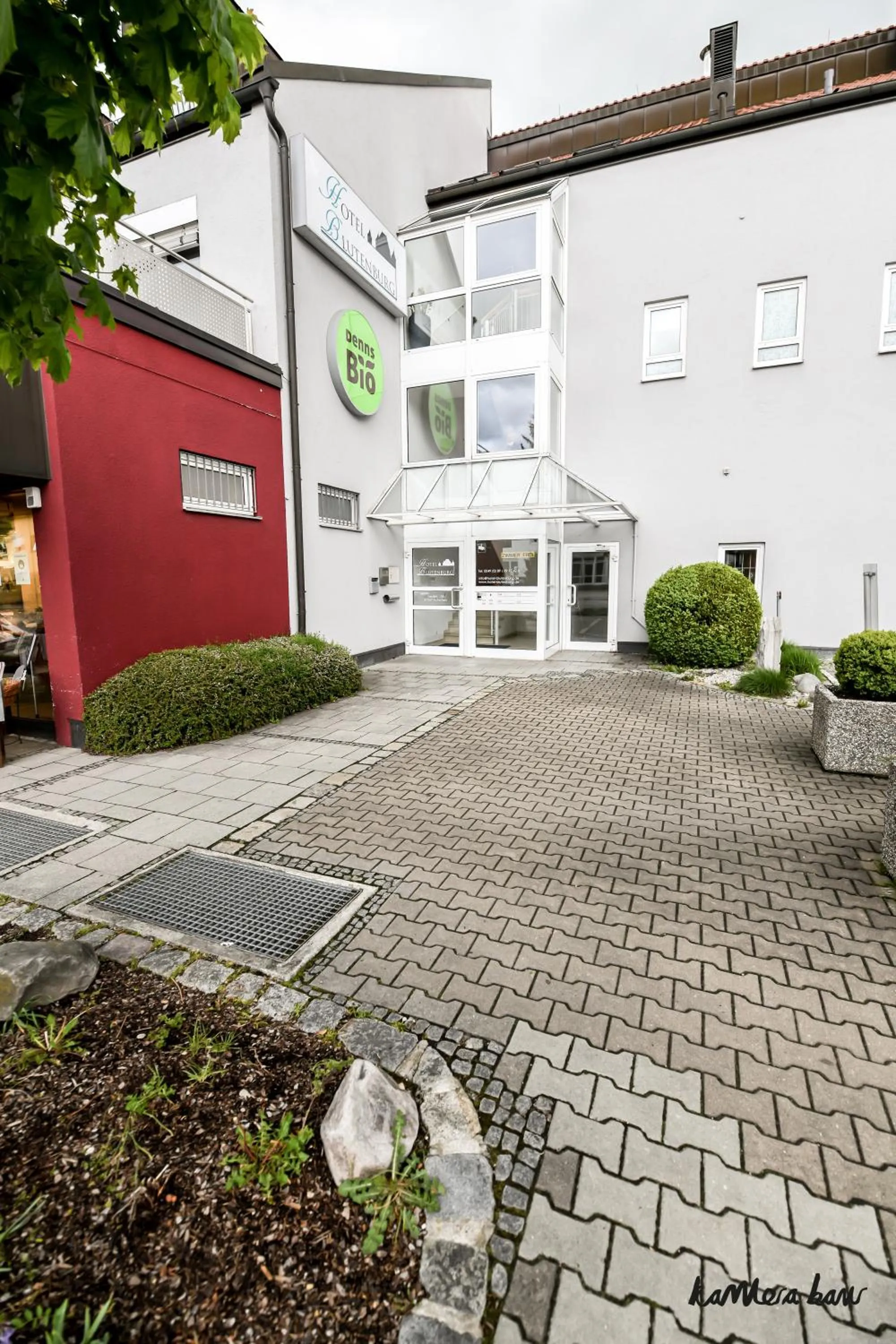 Facade/entrance in Hotel Blutenburg