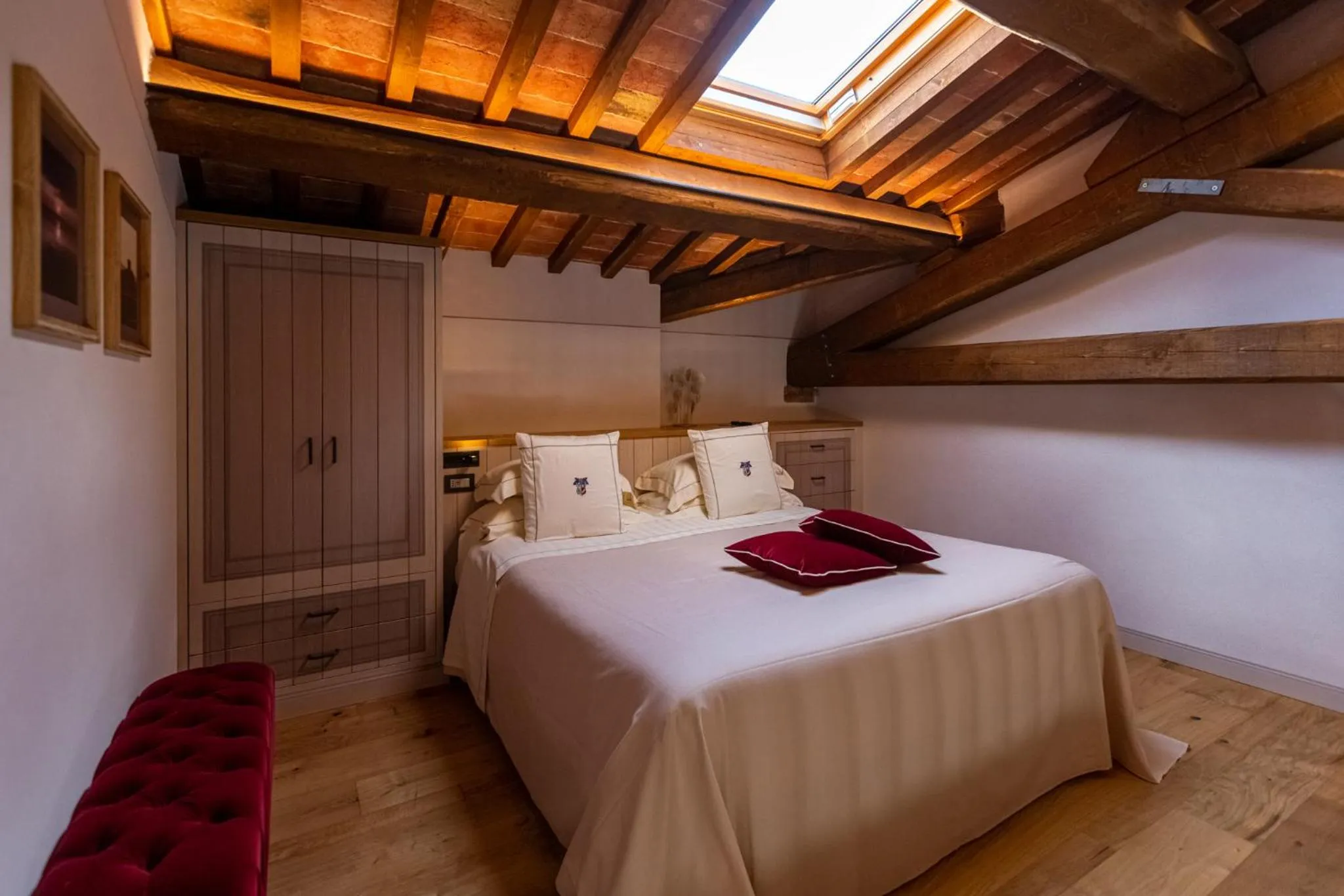 Bed in Villa Svetoni Wine Resort