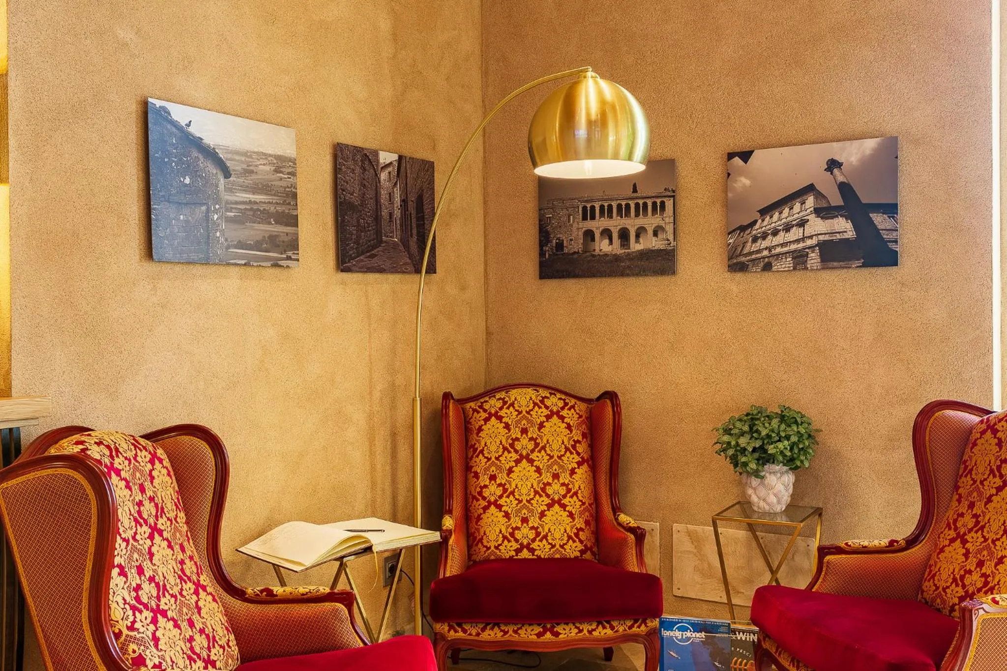 Lobby or reception in Villa Svetoni Wine Resort