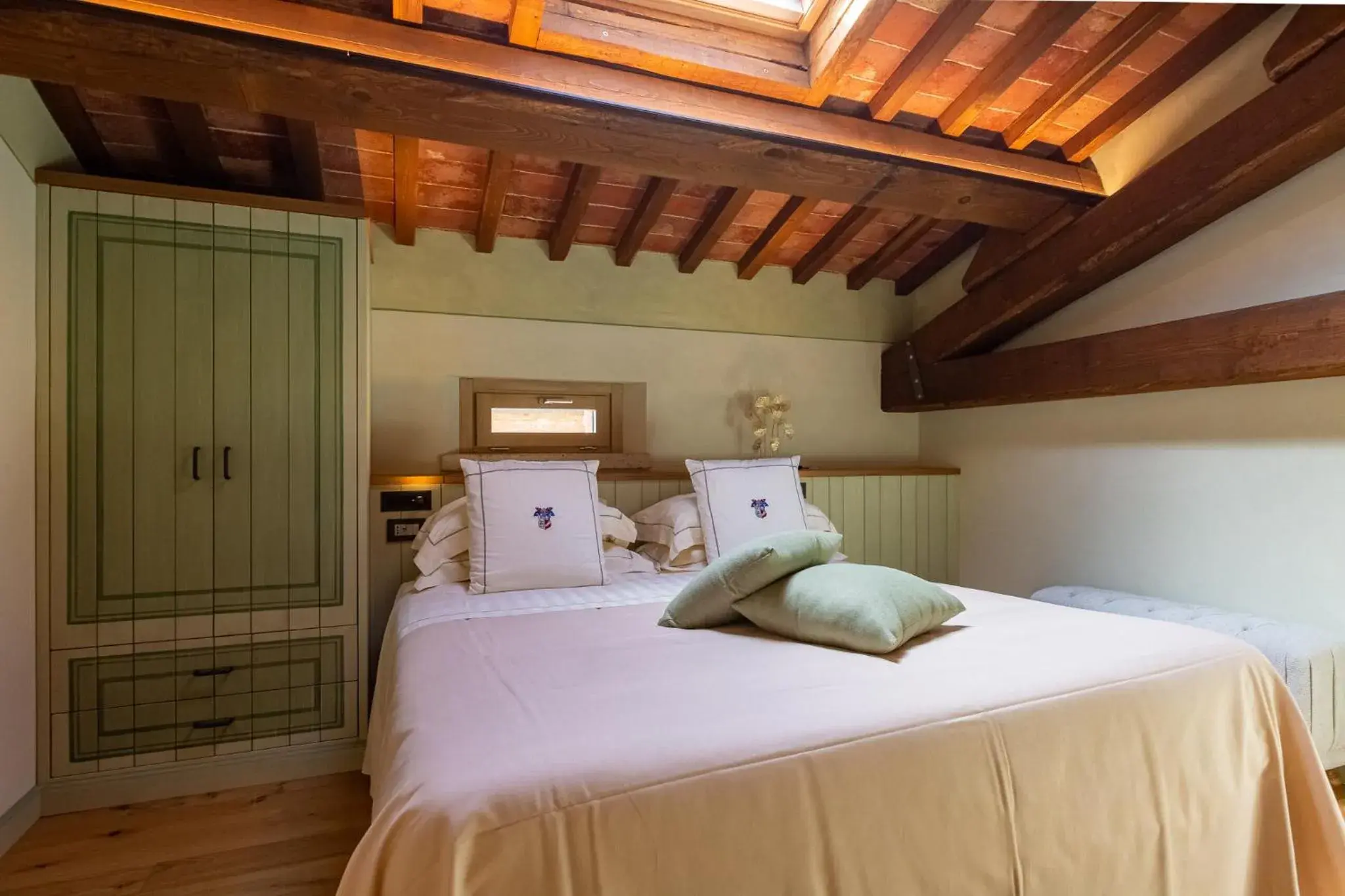 Deluxe Suite in Villa Svetoni Wine Resort Deluxe Suite in Villa Svetoni Wine Resort