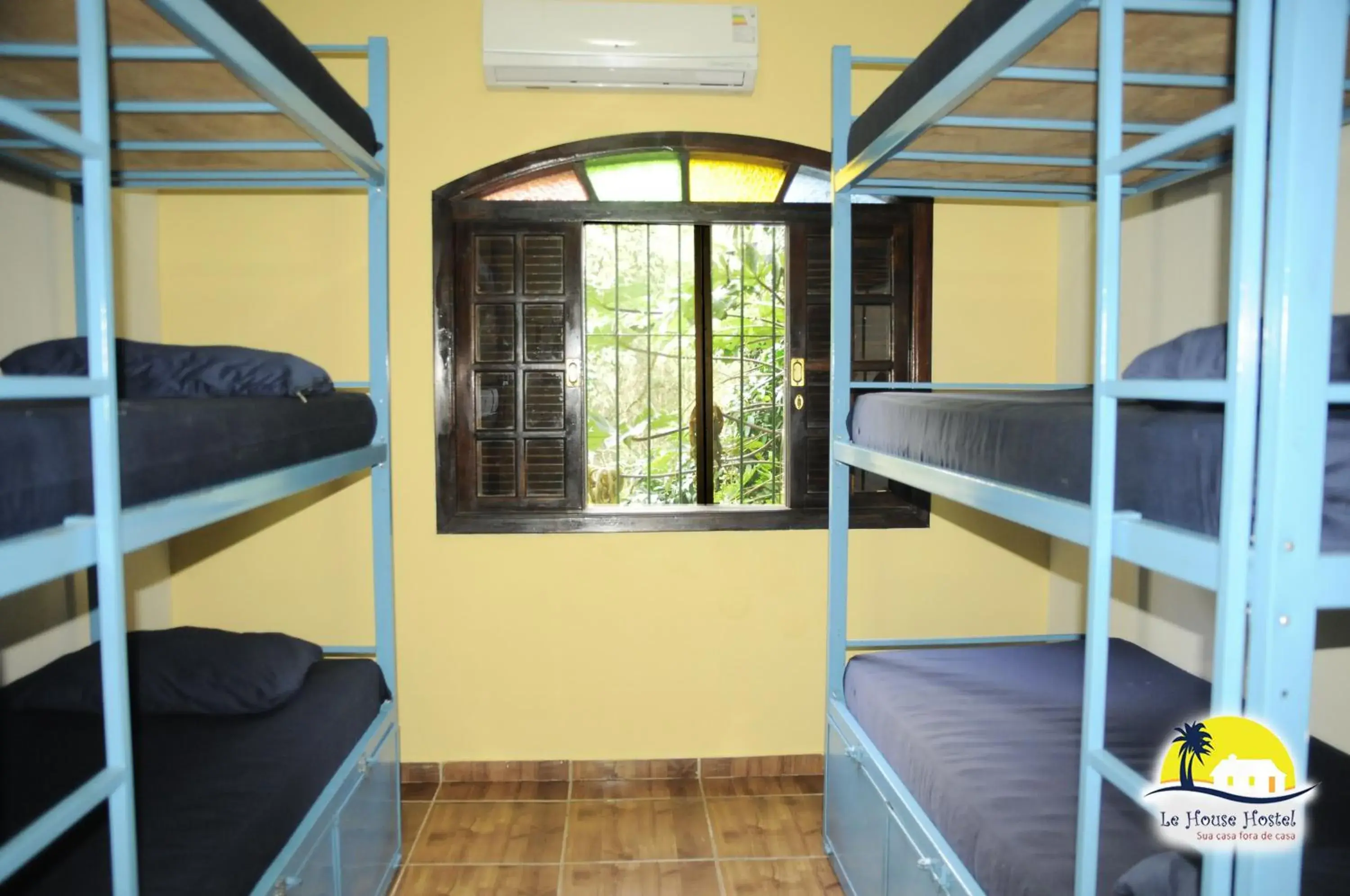 Bed in Mixed 9-Bed Dormitory Ensuite in Le House Hostel Bed in Mixed 9-Bed Dormitory Ensuite in Le House Hostel