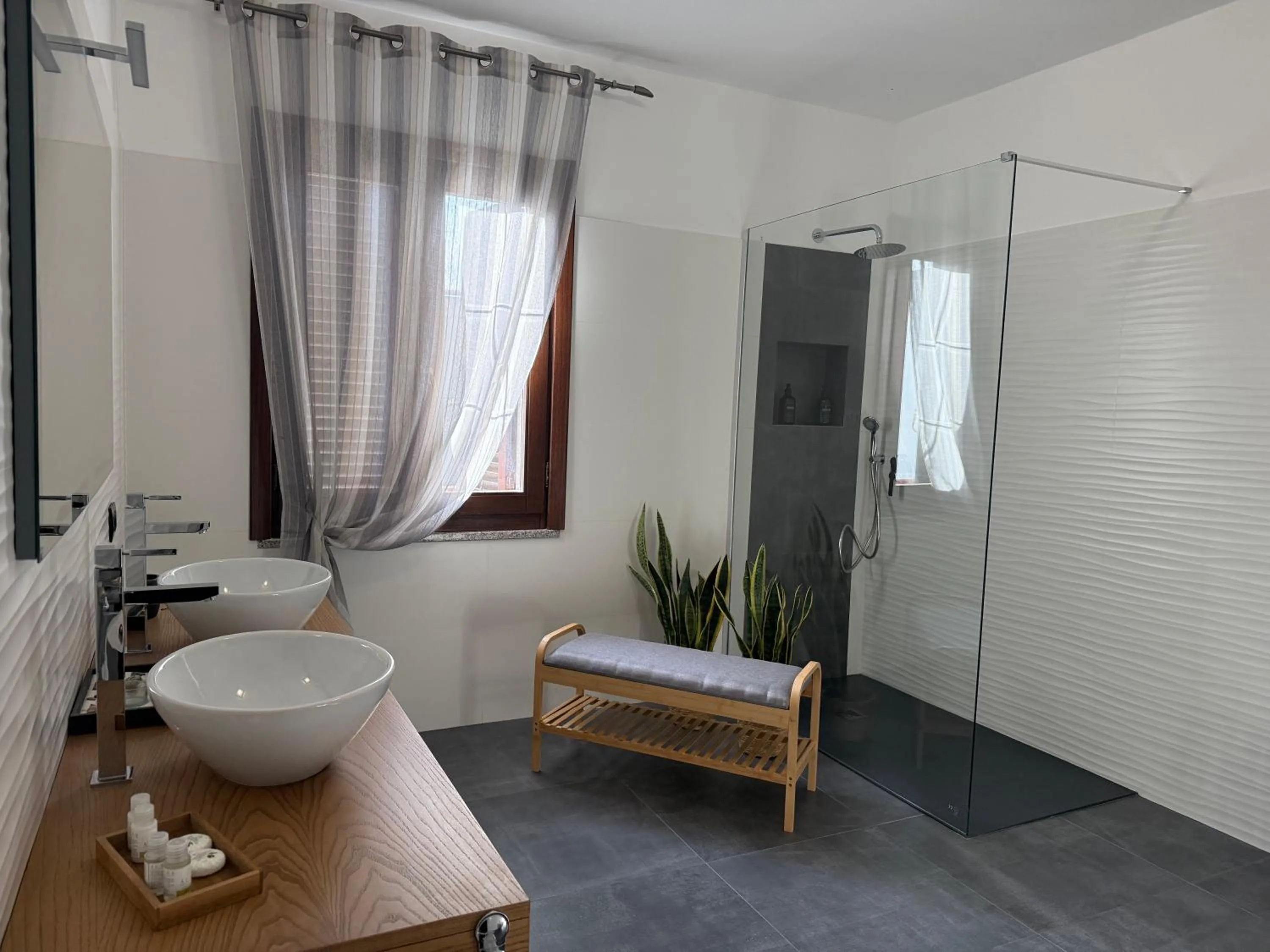 Bathroom in B&B I Colori Dell'Isola