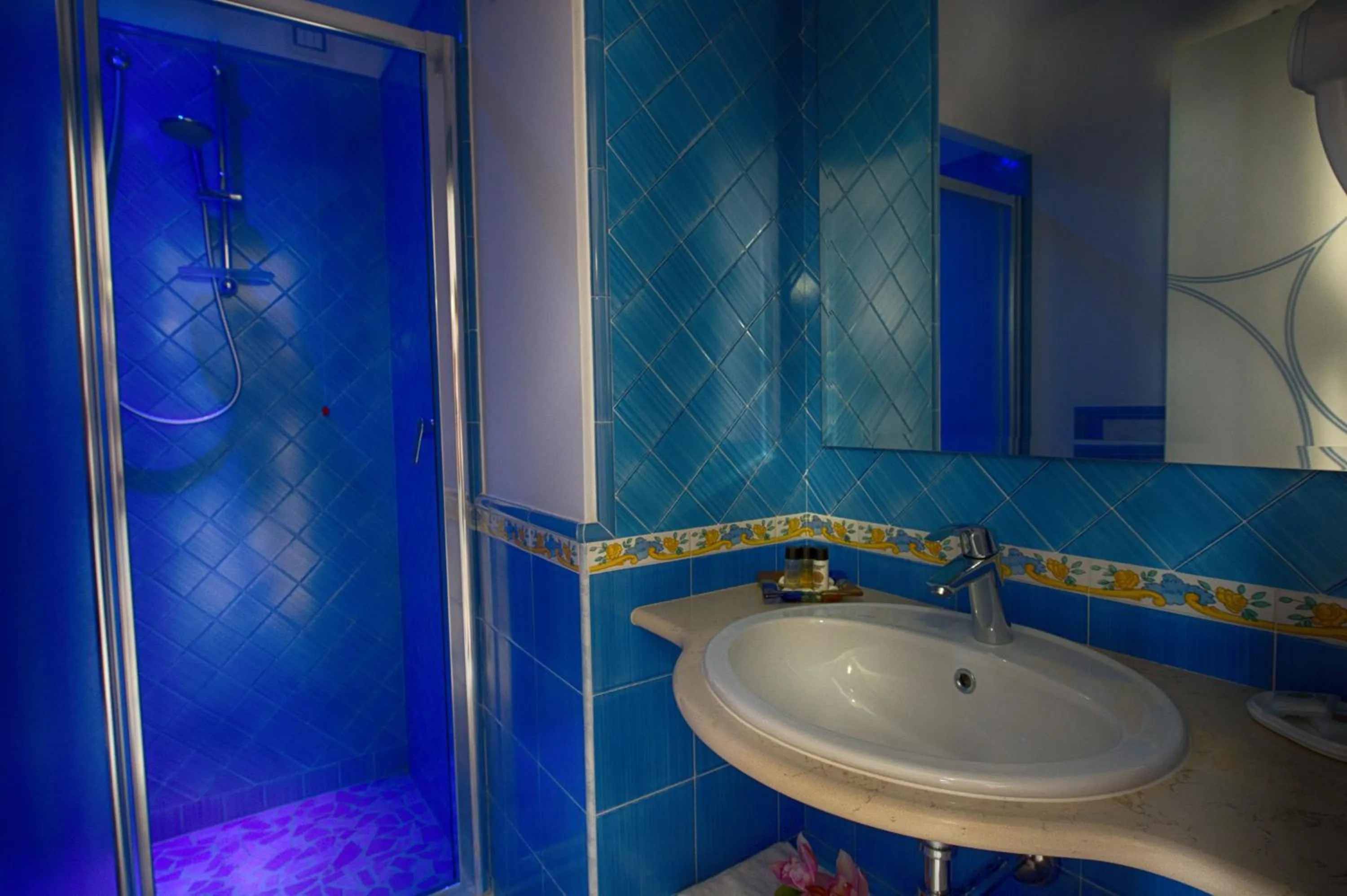 Bathroom in Hotel Villa Miralisa