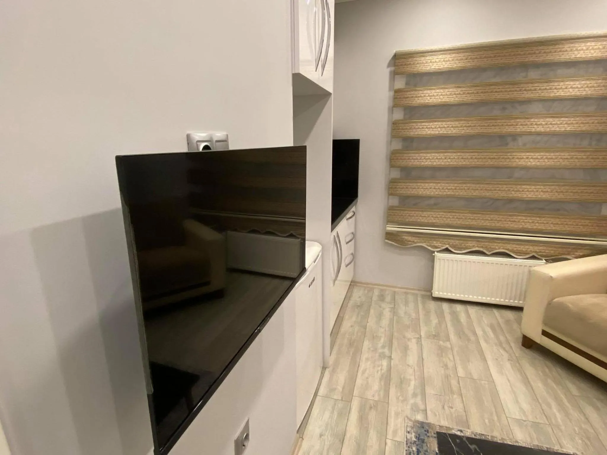 TV and multimedia in IVORY SUİTE ACCOMMODATION