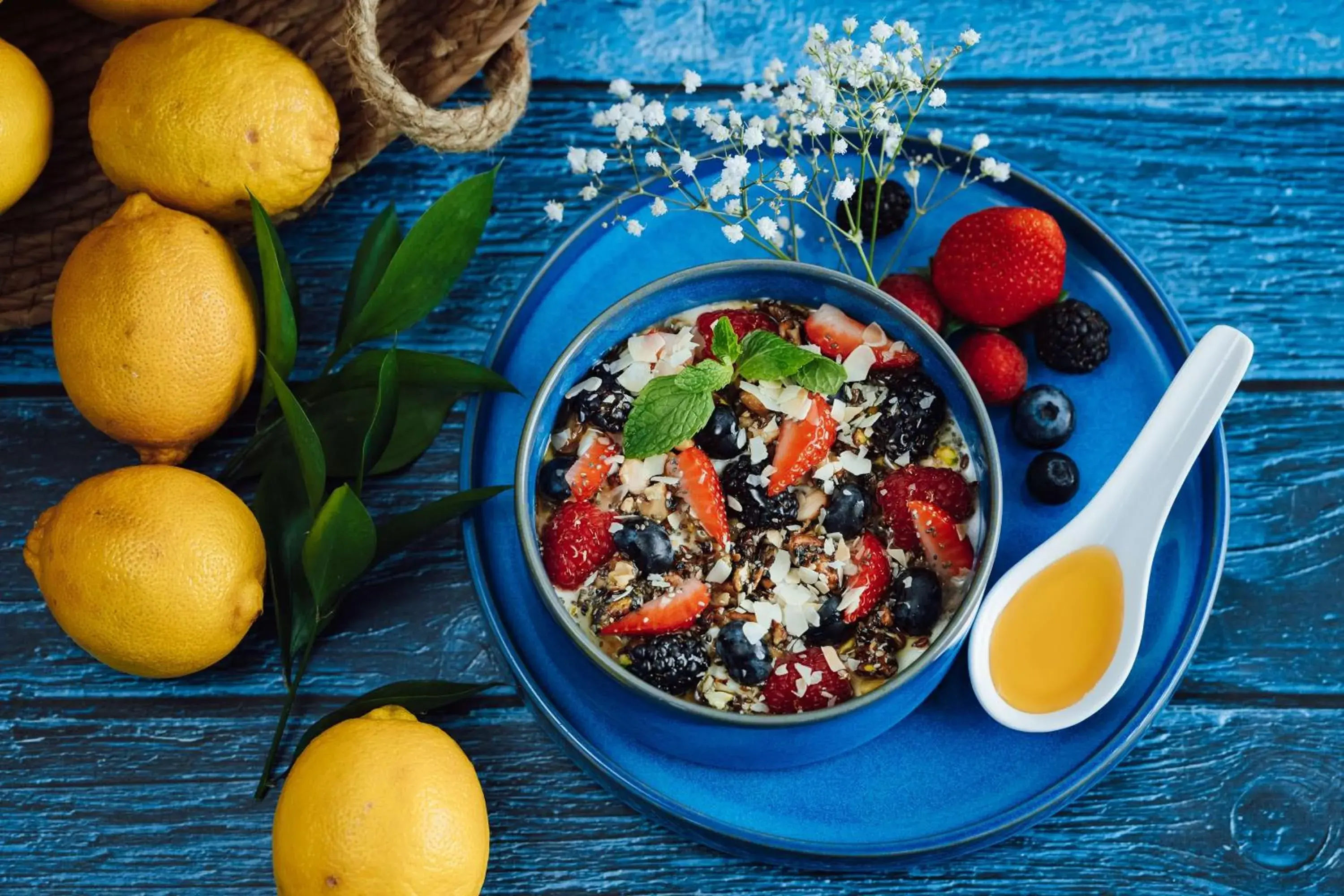 Restaurant/places to eat in Hilton Dubai Jumeirah Restaurant/places to eat in Hilton Dubai Jumeirah