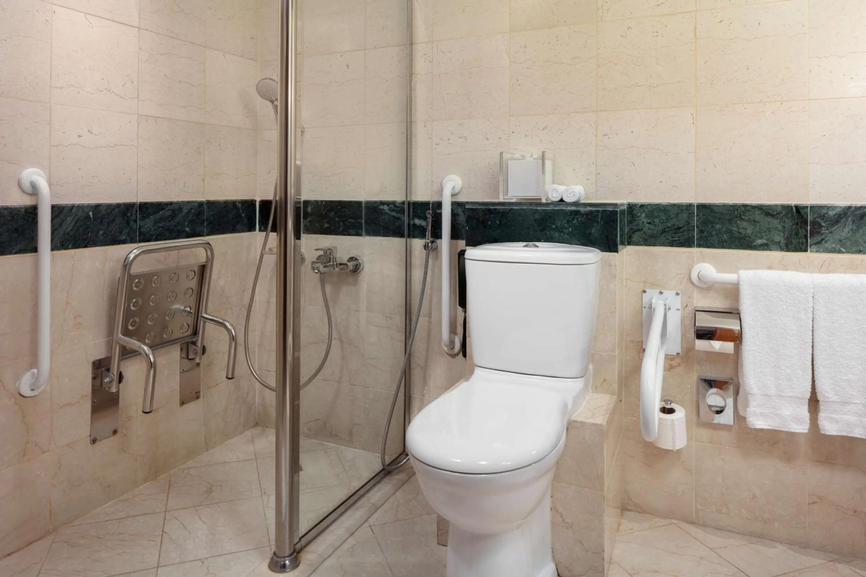 Bathroom in Hilton Dubai Jumeirah