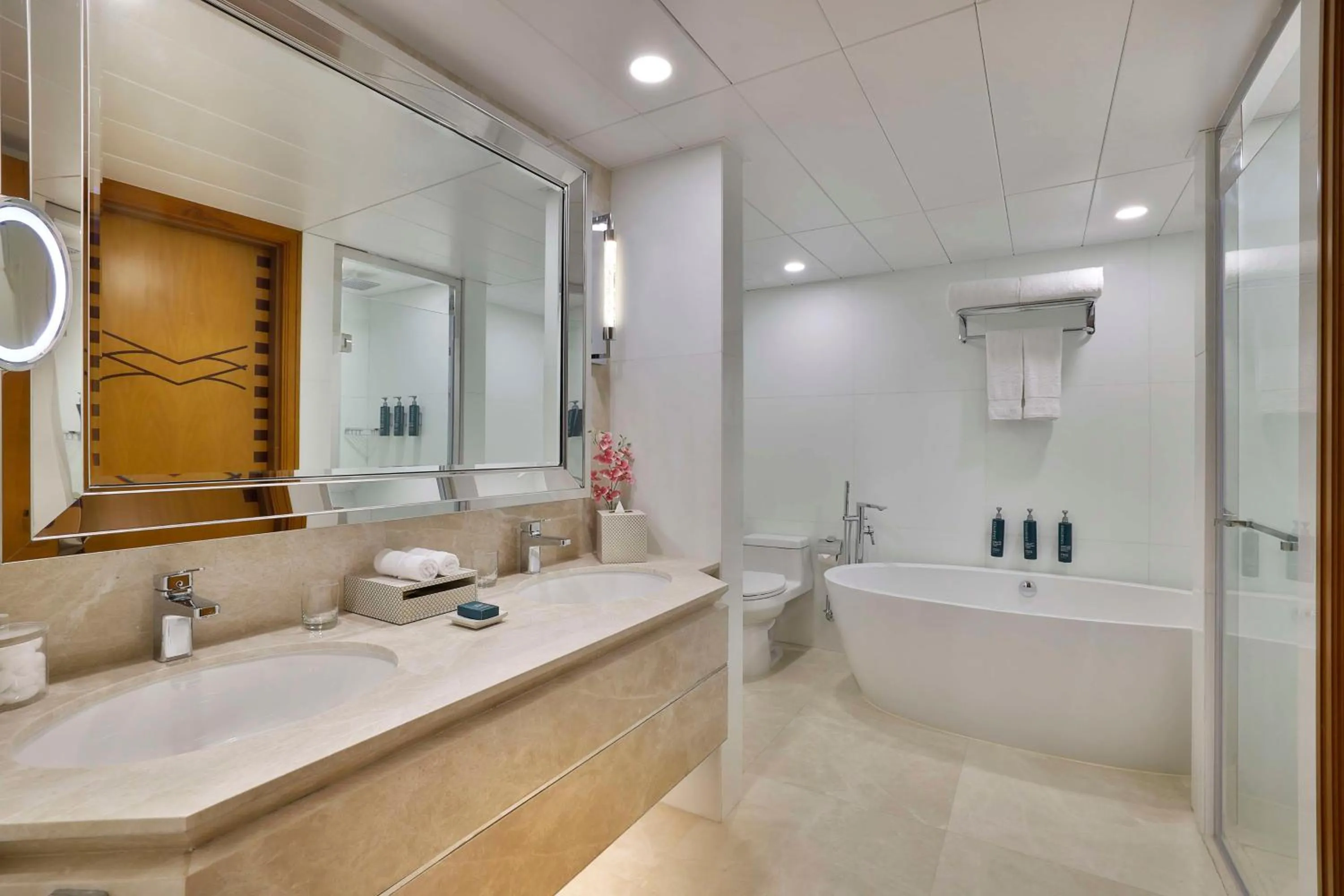 Bathroom in Hilton Dubai Jumeirah