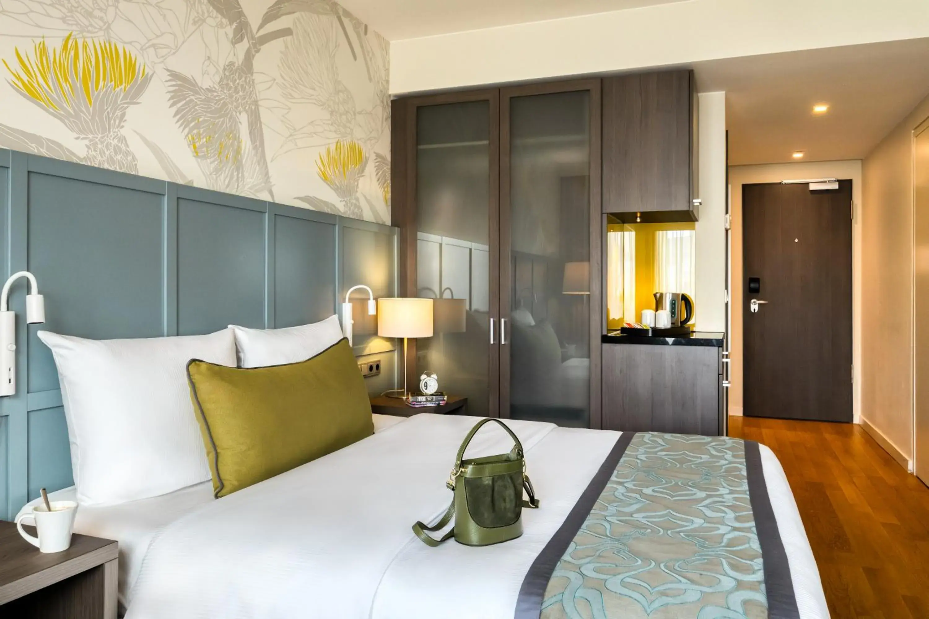 Bedroom, Bed in Citadines City Centre Frankfurt Bedroom, Bed in Citadines City Centre Frankfurt