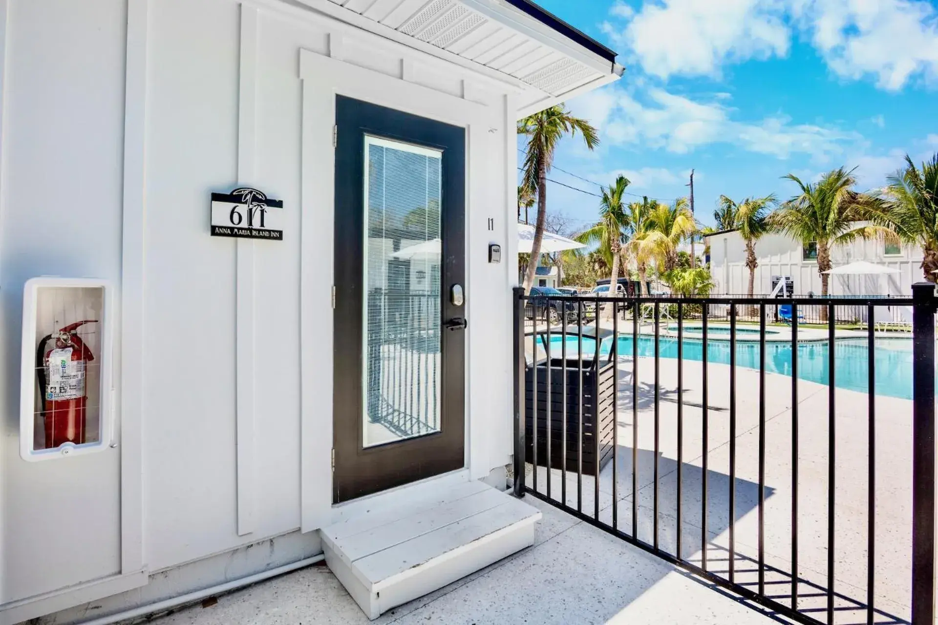 Property building in Pelican Post at Anna Maria Island Inn Property building in Pelican Post at Anna Maria Island Inn