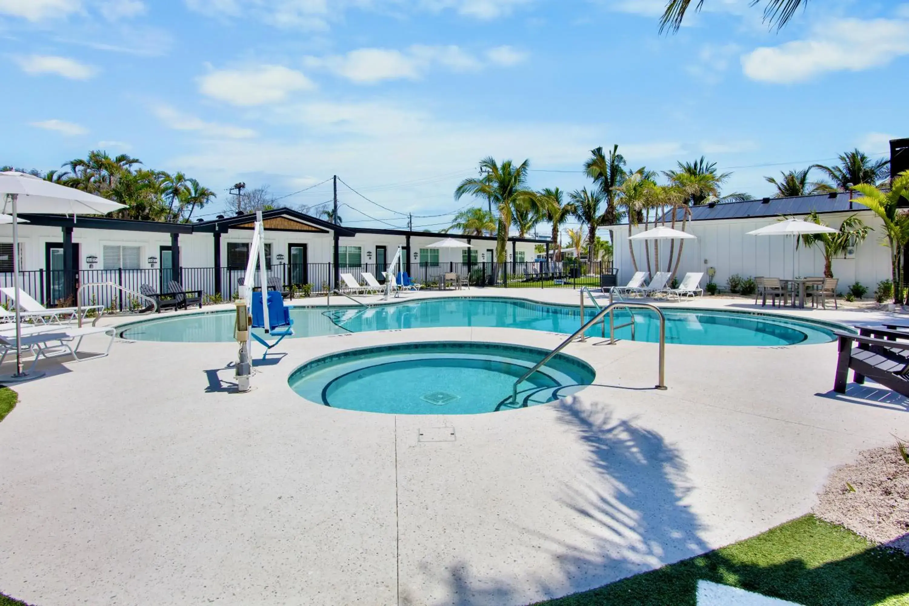 Pelican Post at Anna Maria Island Inn Pelican Post at Anna Maria Island Inn