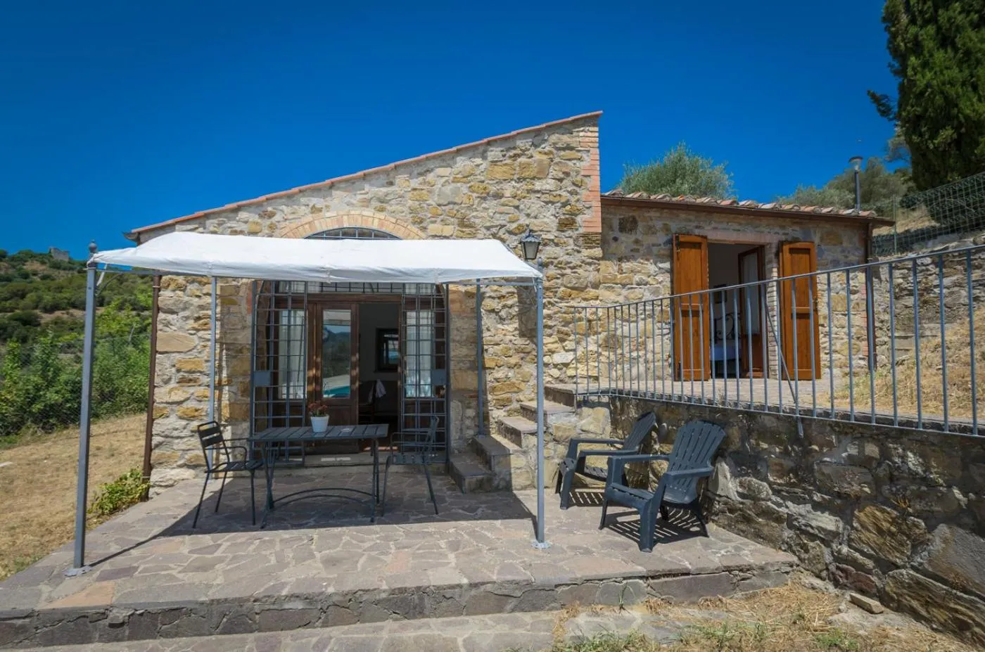 Property building in PoloTuristicoUmbria Rustico con Piscina Vista Lago