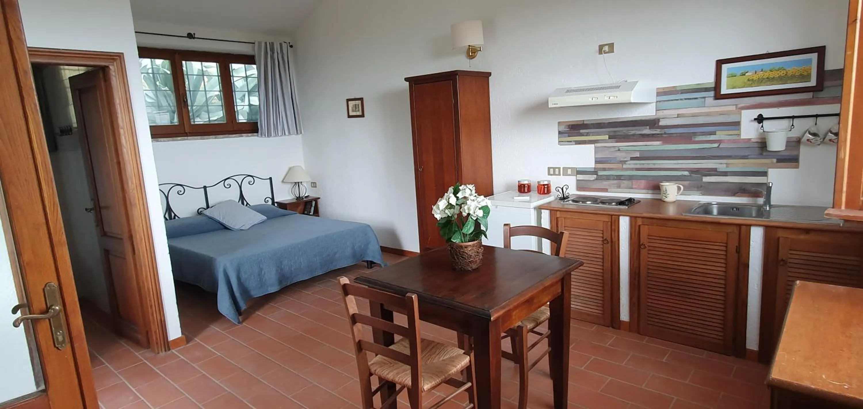 Living room, Bed in PoloTuristicoUmbria Rustico con Piscina Vista Lago