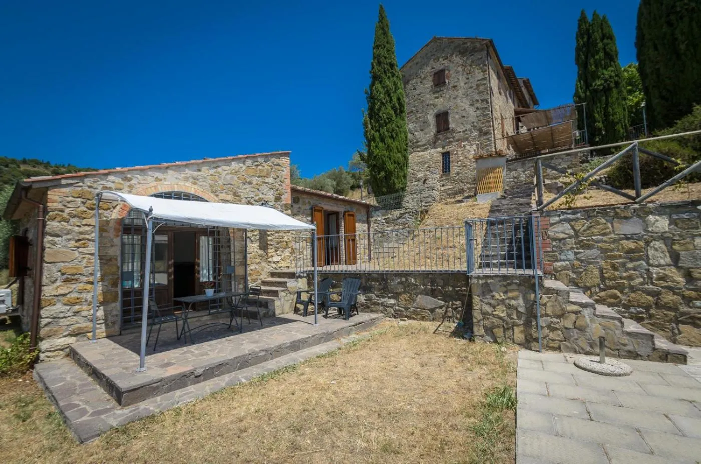 Property building in PoloTuristicoUmbria Rustico con Piscina Vista Lago