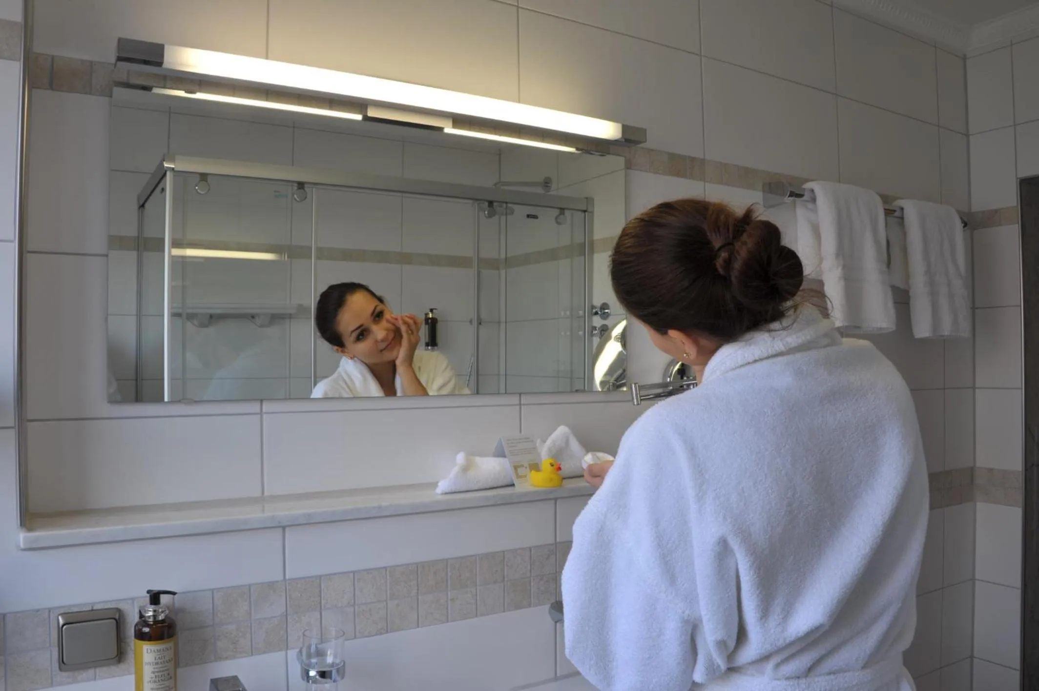 Bathroom in Hotel Krone Igelsberg