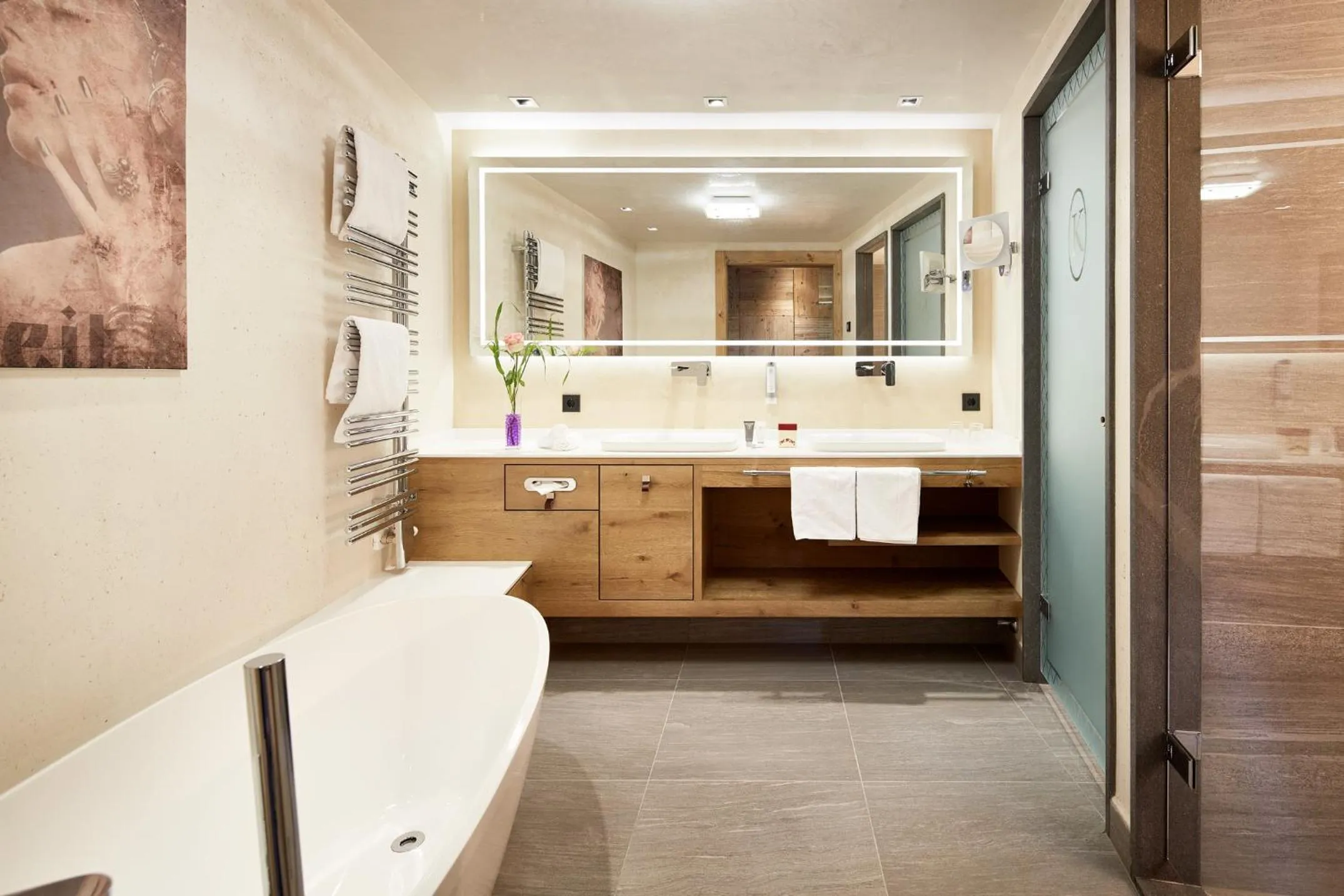 Bathroom in Das Karwendel - Ihr Wellness Zuhause am Achensee