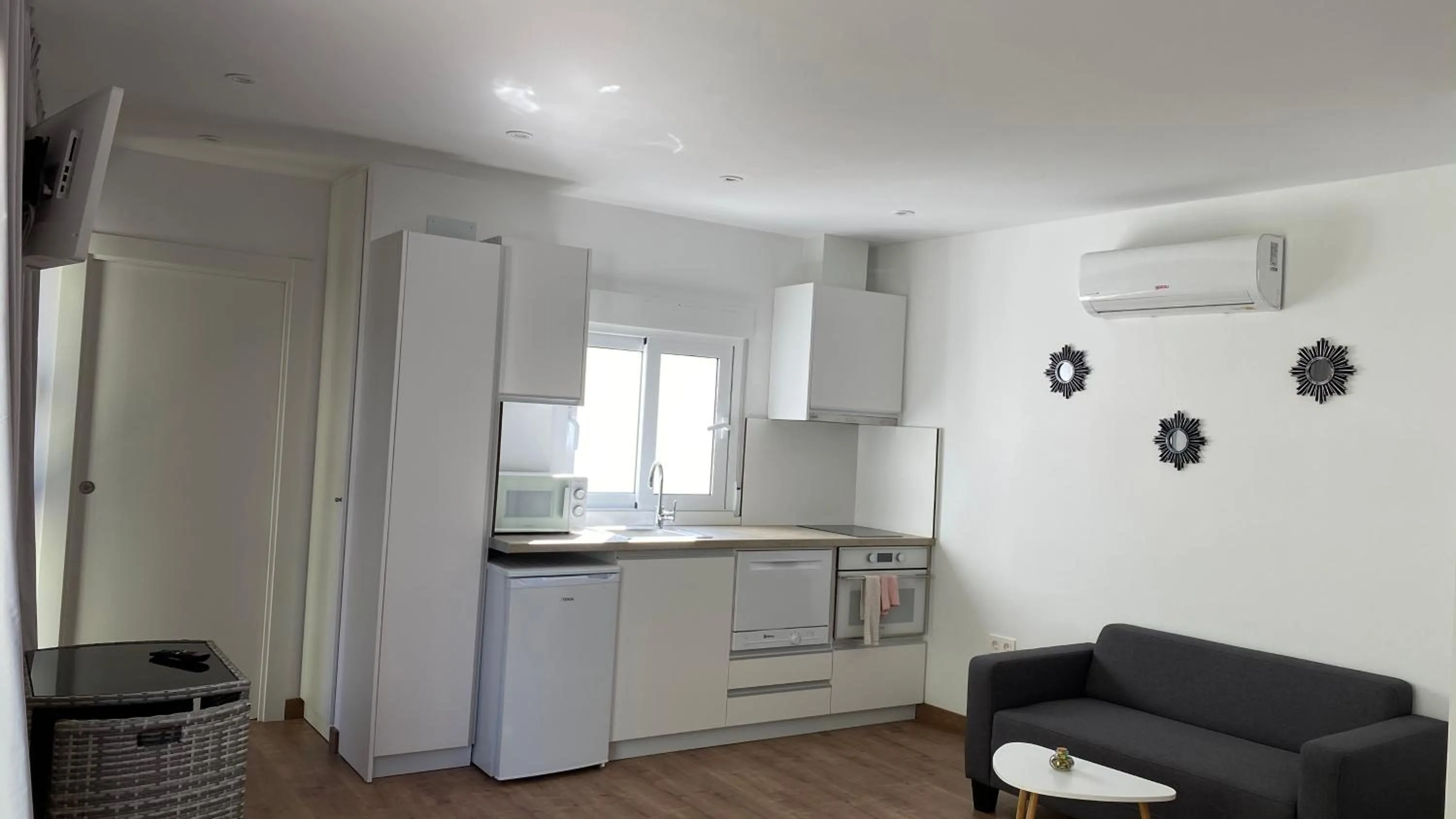 Kitchen or kitchenette in Apartamentos Boni