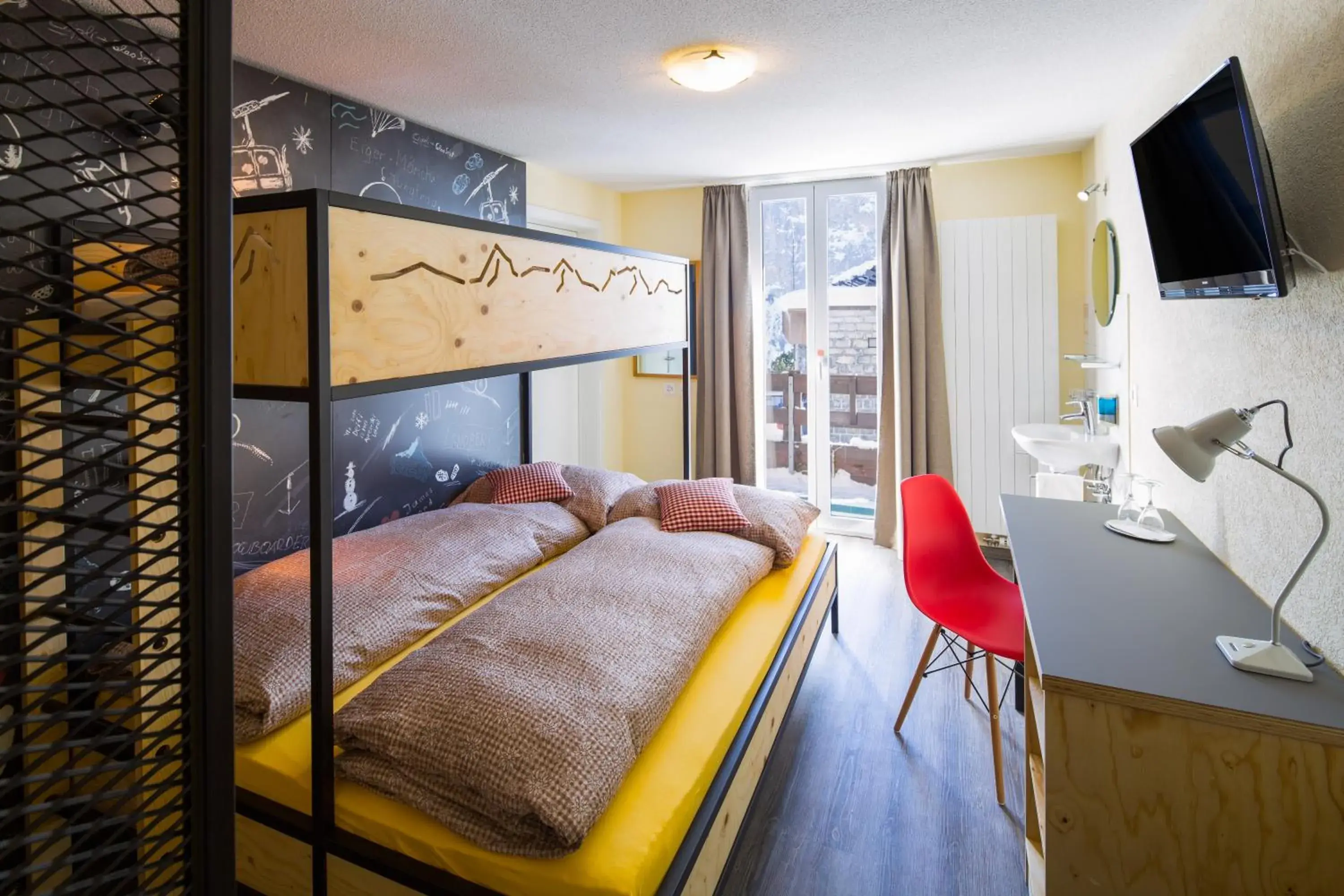 Twin Room with Shared Bathroom - single occupancy in Eiger Guesthouse Twin Room with Shared Bathroom - single occupancy in Eiger Guesthouse