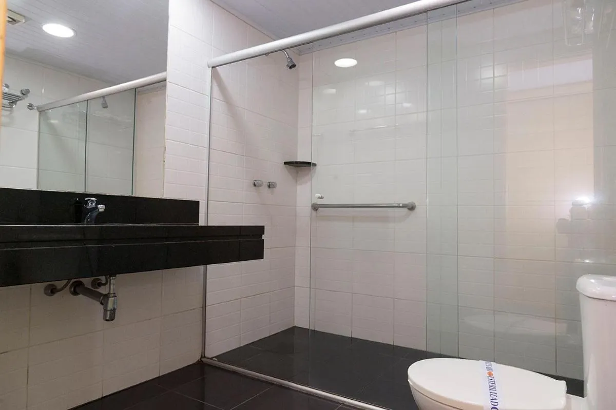 Shower in Hotel Domani