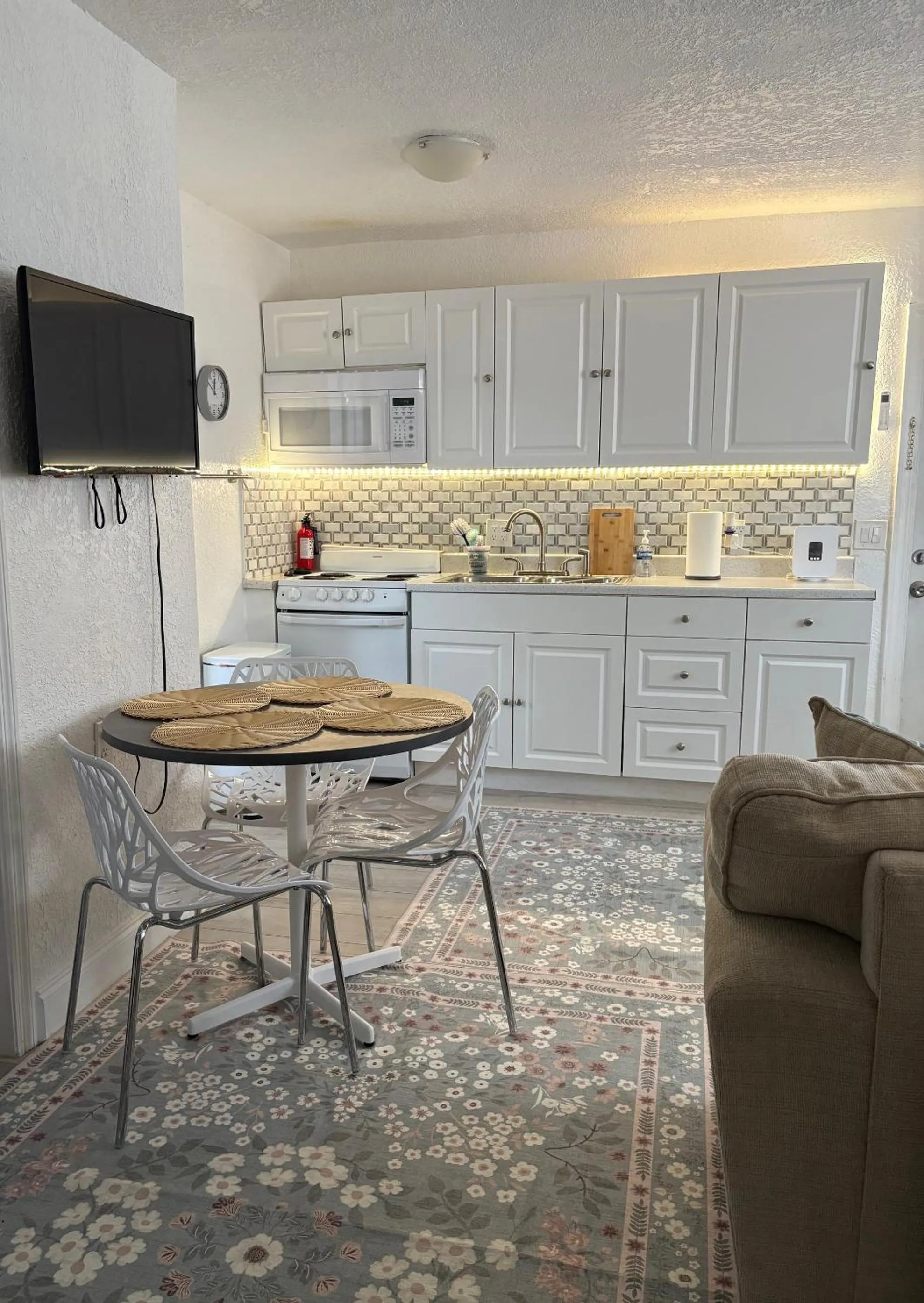 Dinner in Mermaid's Lighthouse