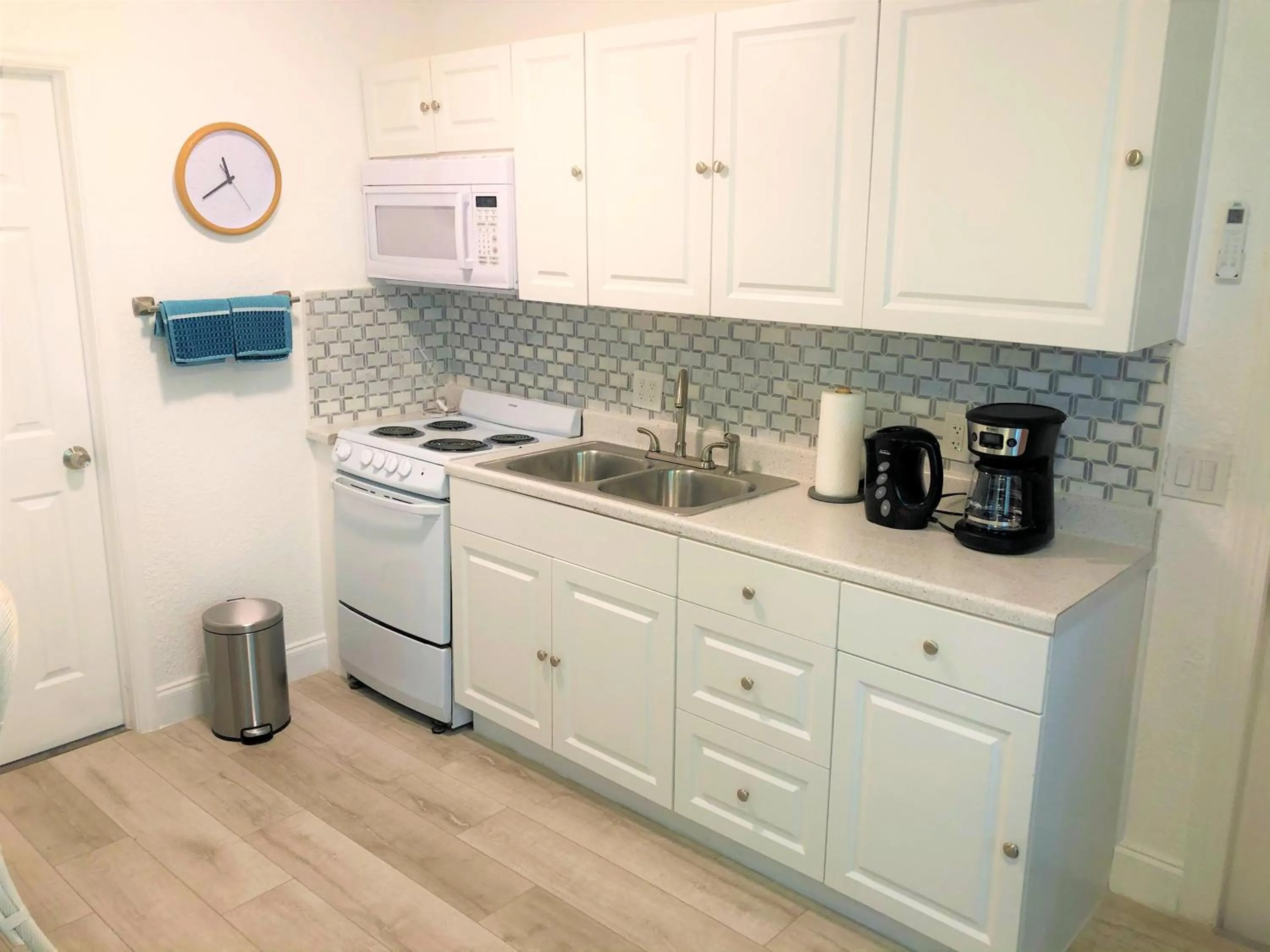 kitchen in Mermaid's Lighthouse