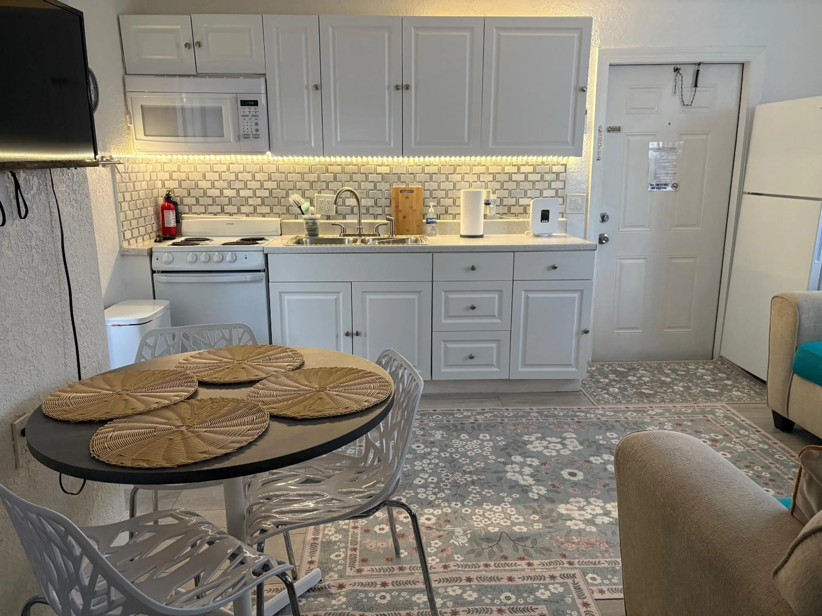 Dining area in Mermaid's Lighthouse