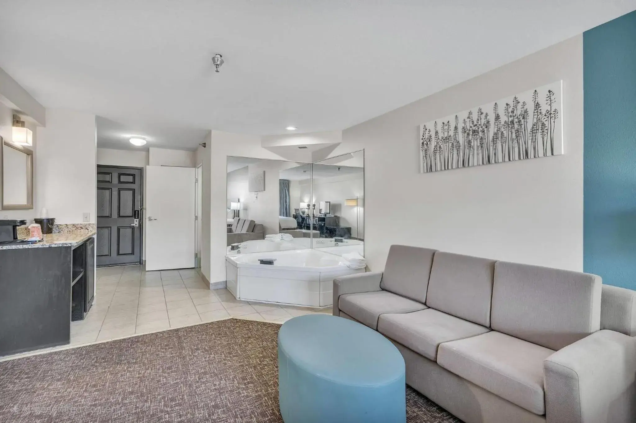 Bedroom in Sleep Inn & Suites near Spirit Mountain Bedroom in Sleep Inn & Suites near Spirit Mountain