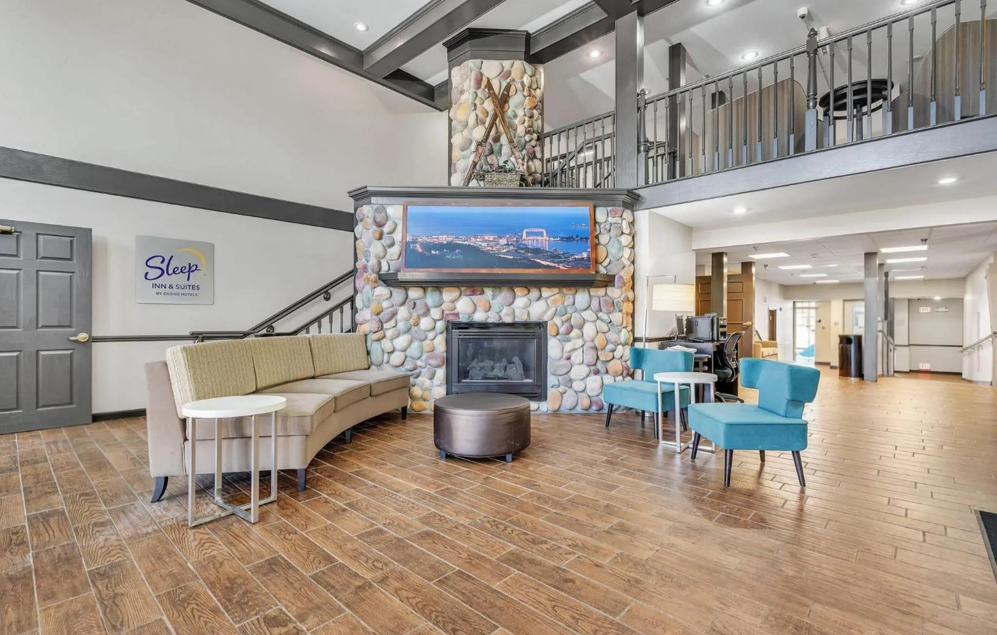 Lobby or reception in Sleep Inn & Suites near Spirit Mountain