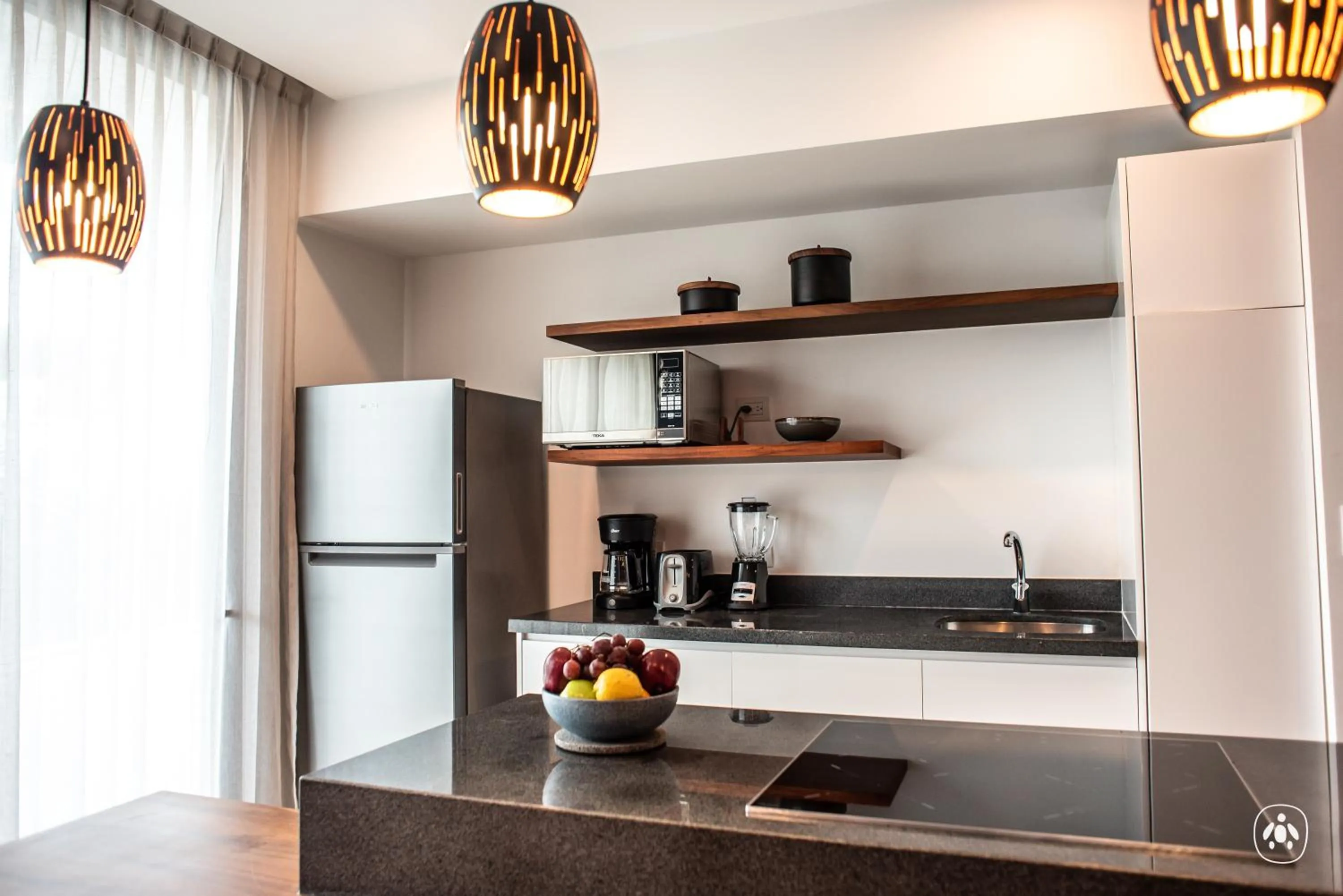 Kitchen or kitchenette in Anah La Quinta