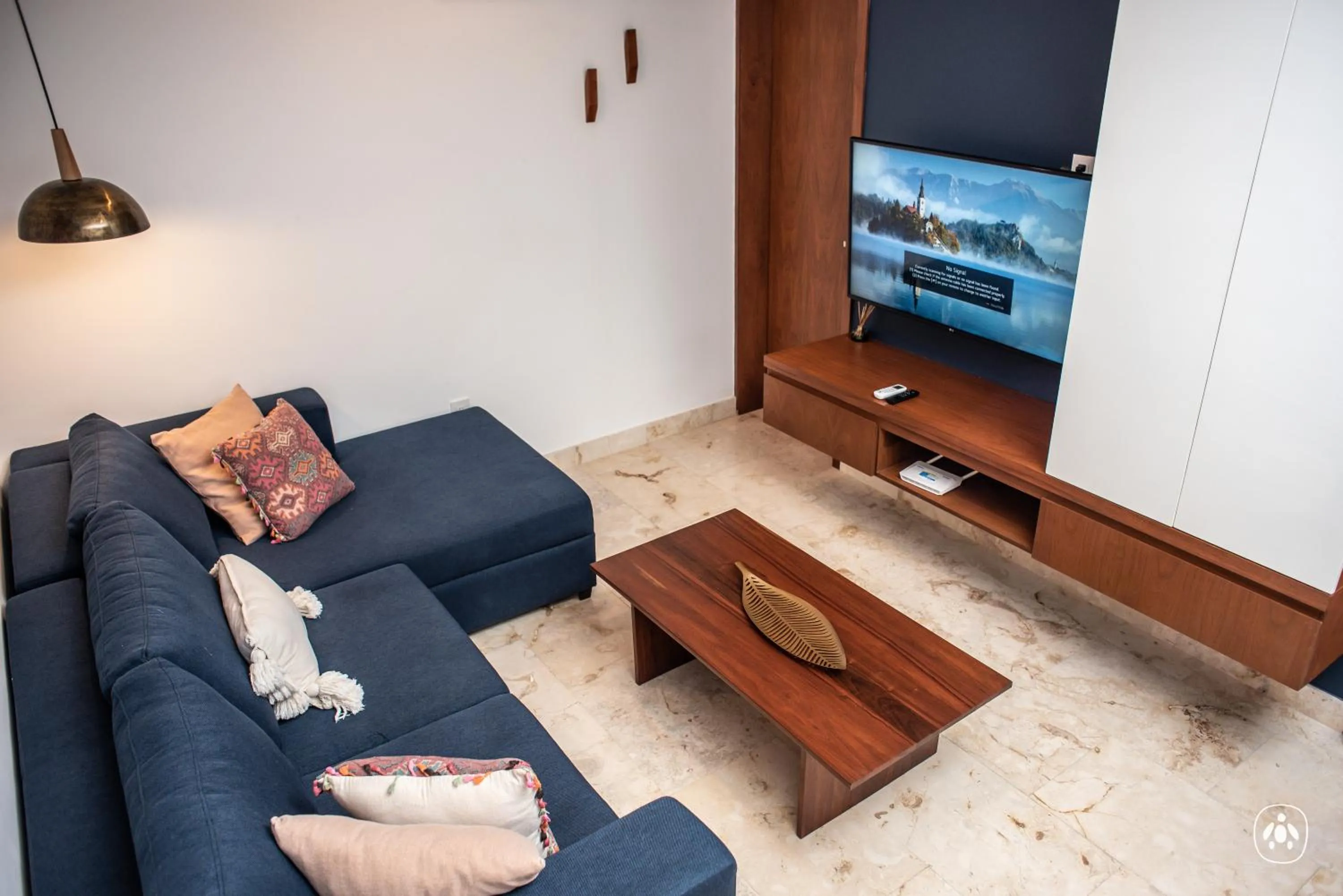 TV and multimedia in Anah La Quinta