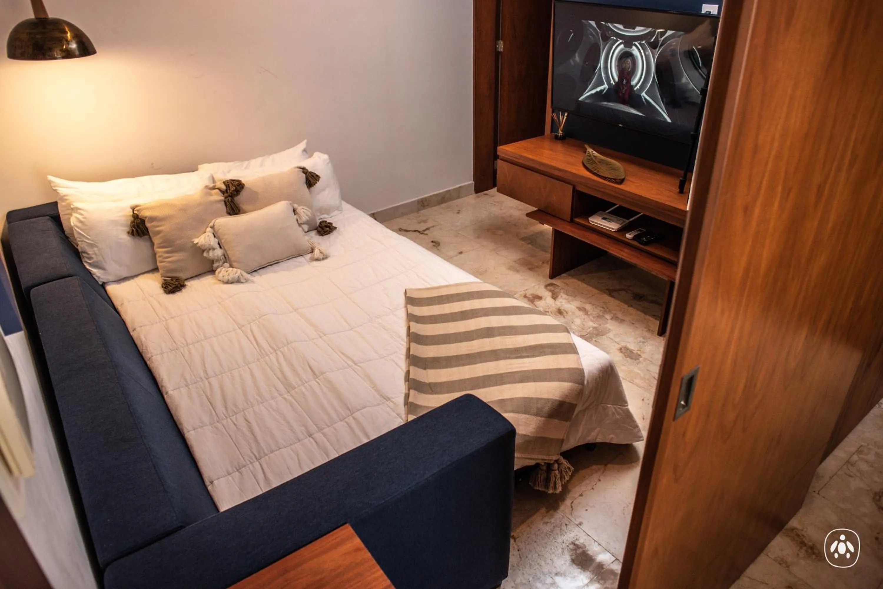 Bed in Anah La Quinta