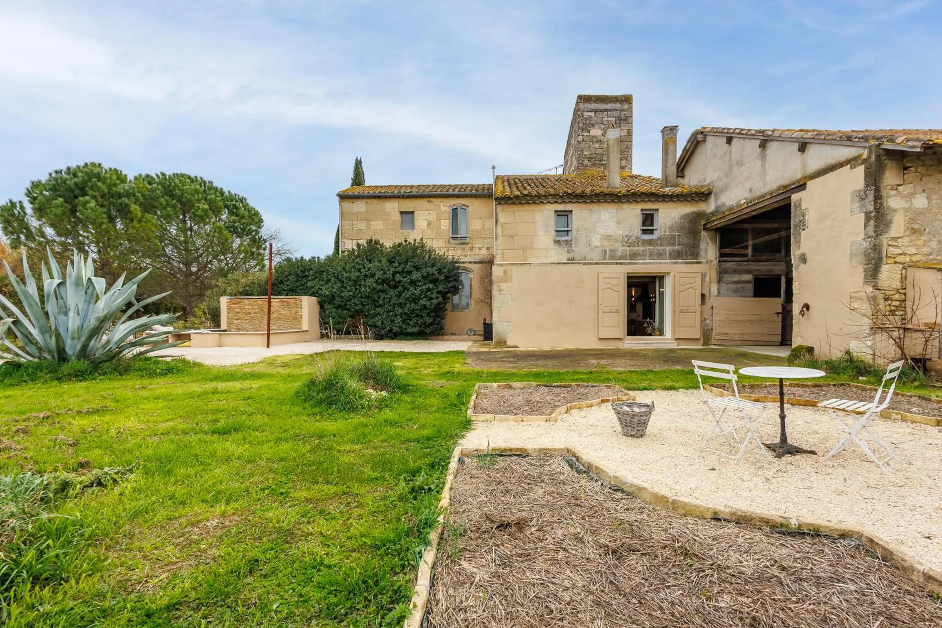 Maison Tara verte au Mas Montredon