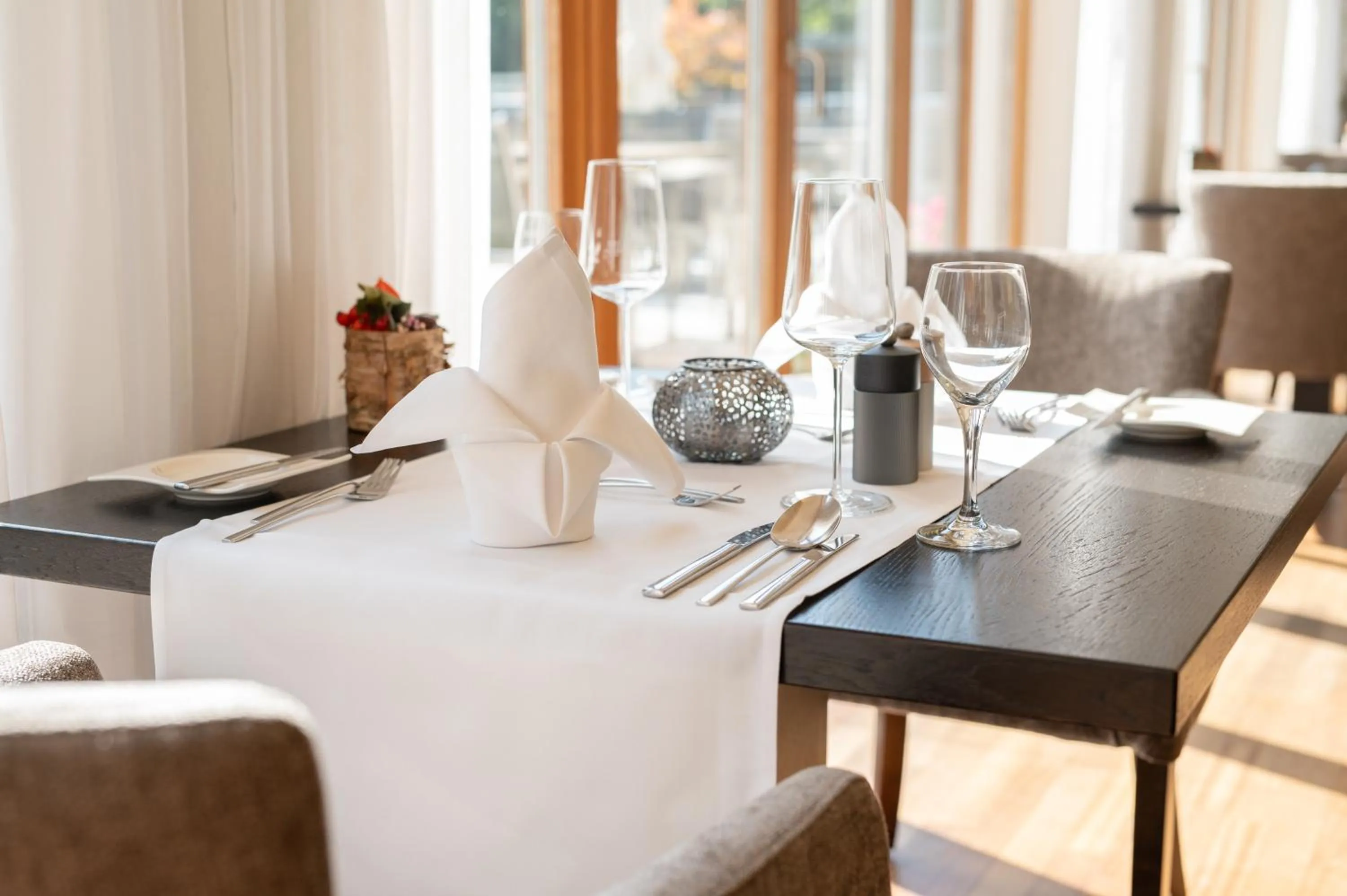 Restaurant/places to eat in Bio Thermalhotel Falkenhof