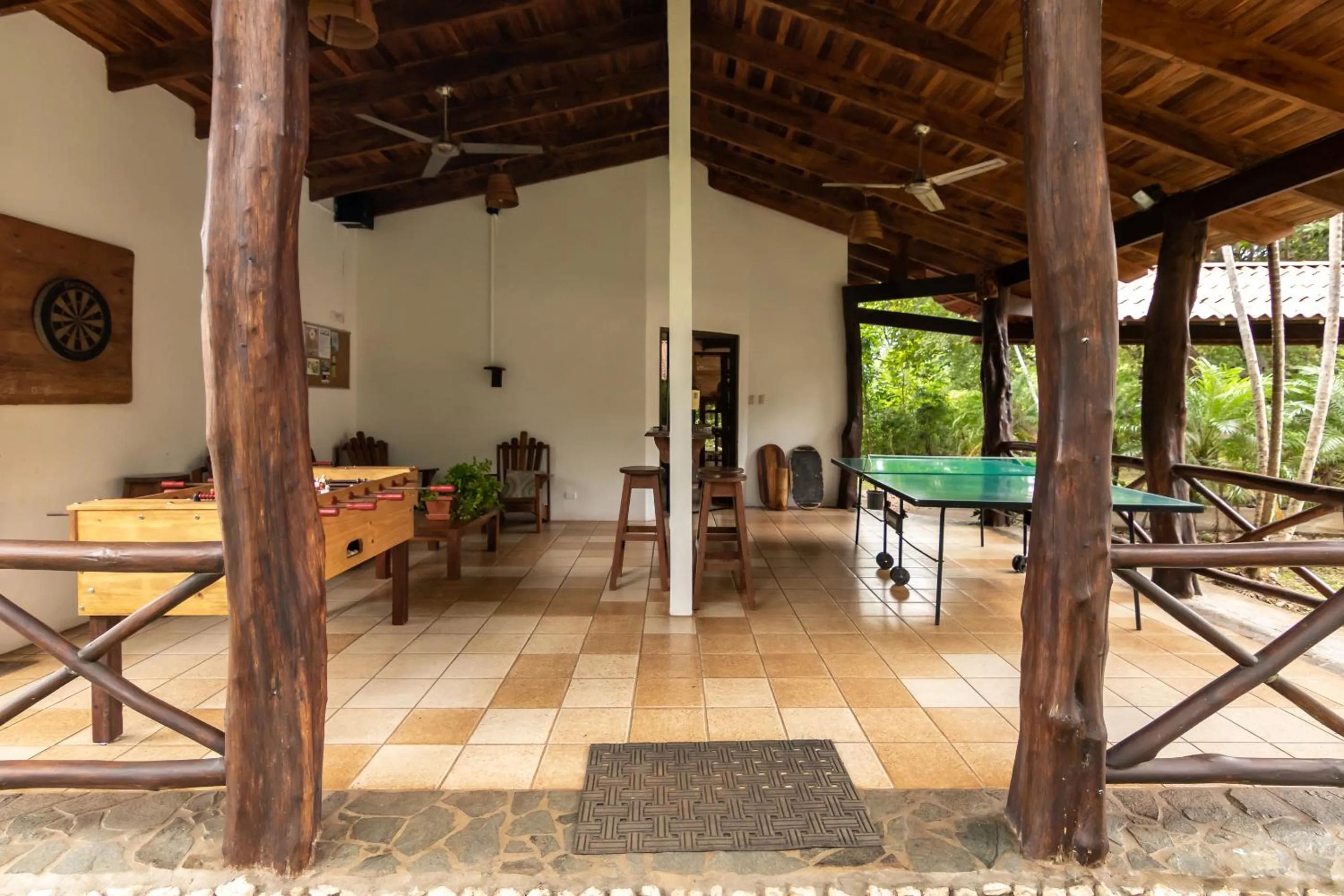 Darts in Cabinas Las Olas