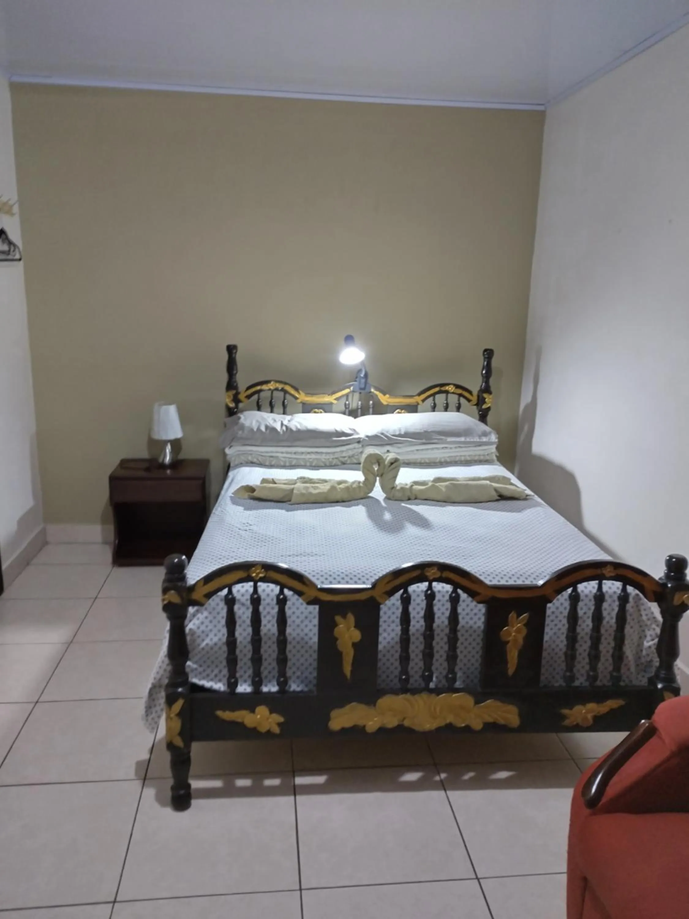 Bed in Hotel Trianon