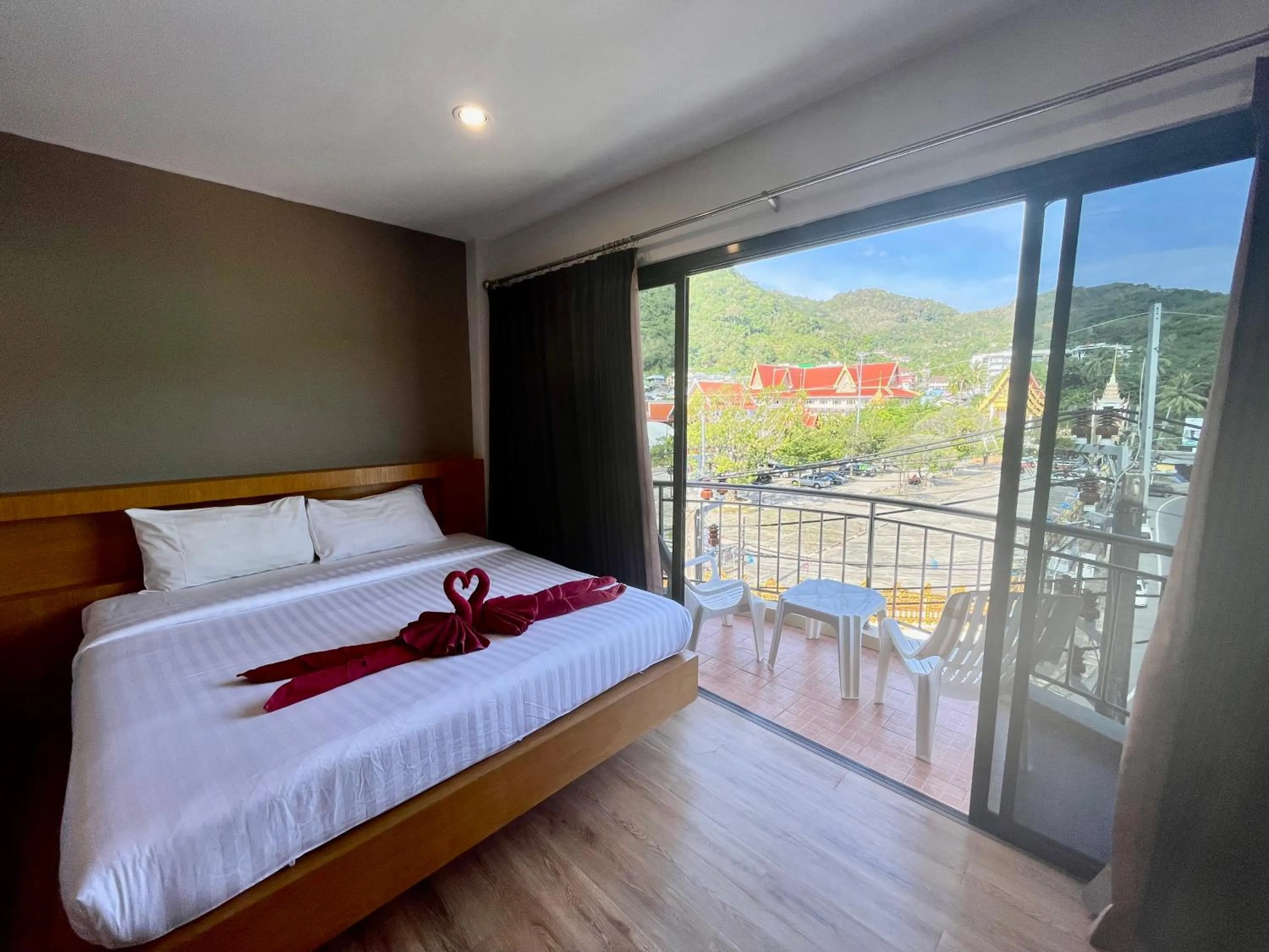 Bedroom, Bed in Room Actually Service Apartment