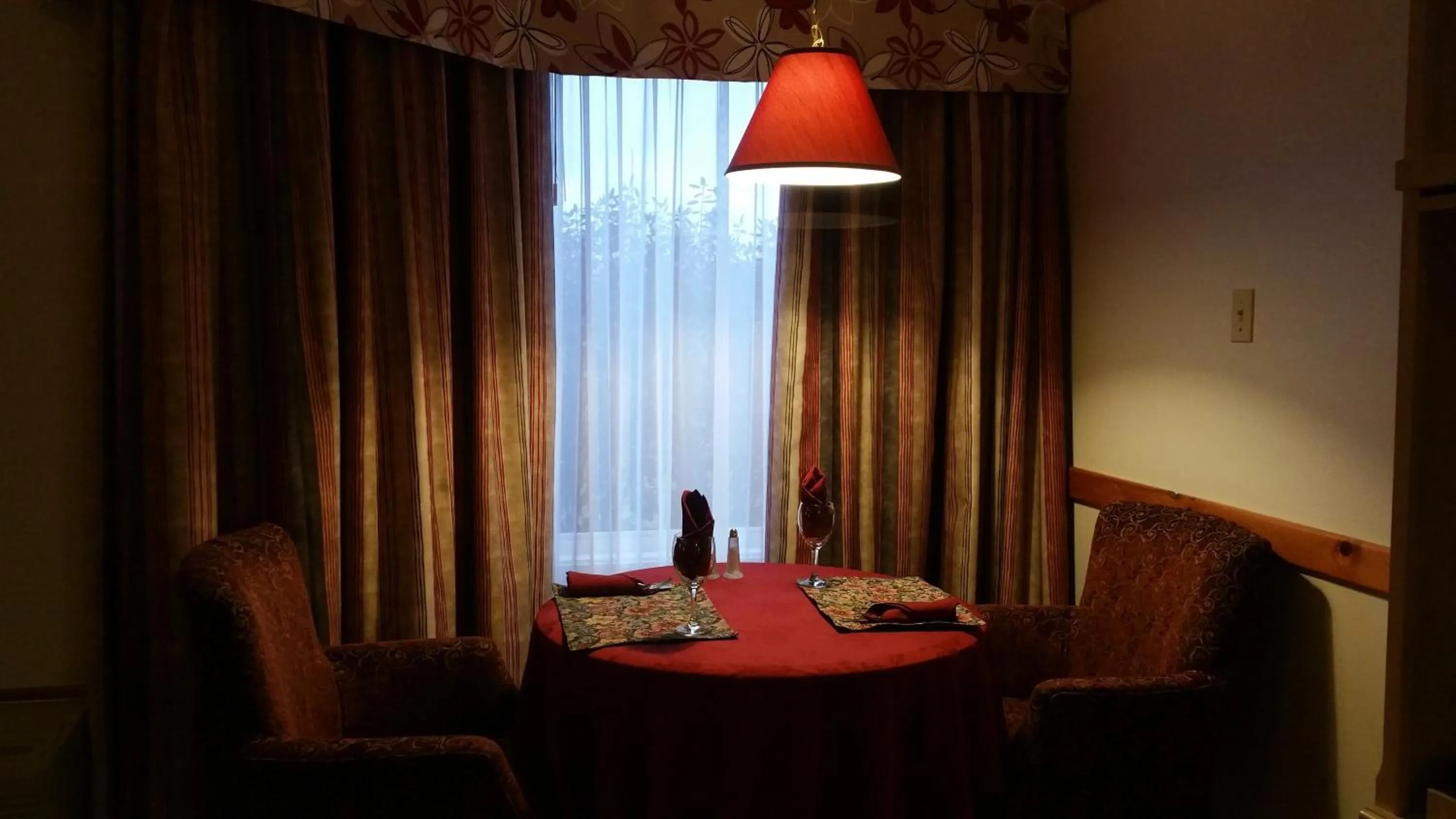 Dining area in Granite Town Hotel