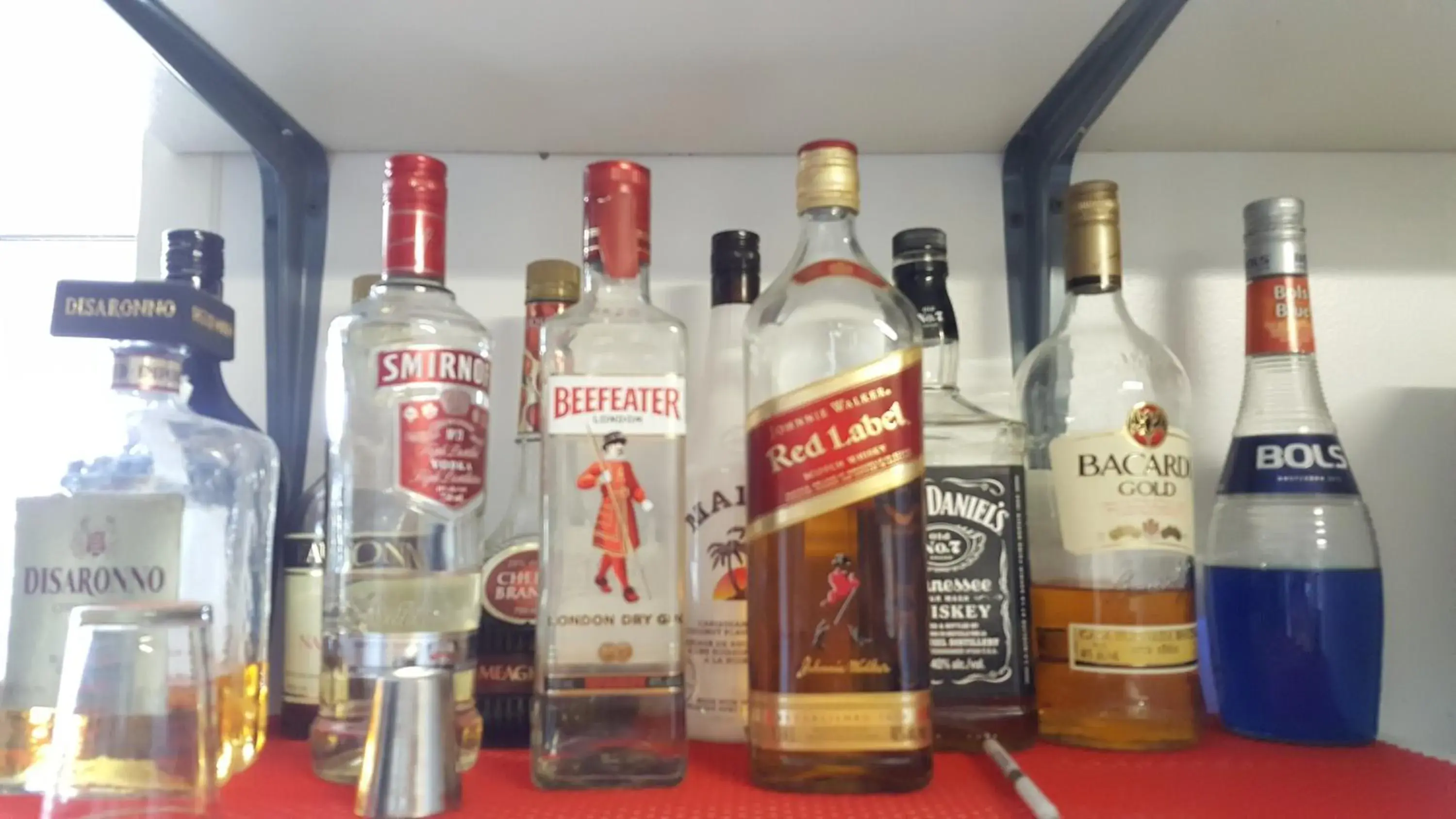 Lounge or bar in Granite Town Hotel Lounge or bar in Granite Town Hotel