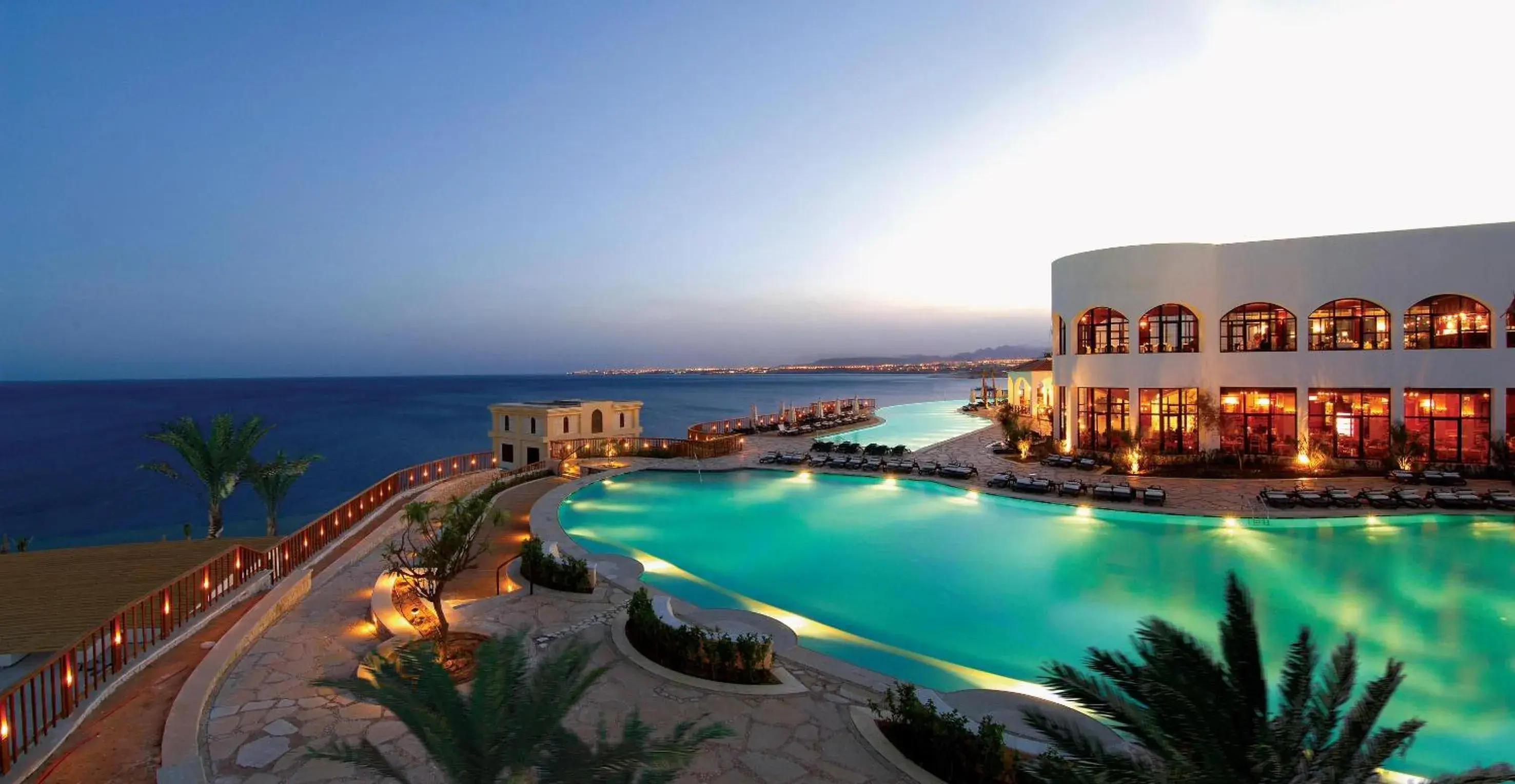 Deluxe Double or Twin Room - single occupancy in Reef Oasis Blue Bay Resort & Spa Deluxe Double or Twin Room - single occupancy in Reef Oasis Blue Bay Resort & Spa