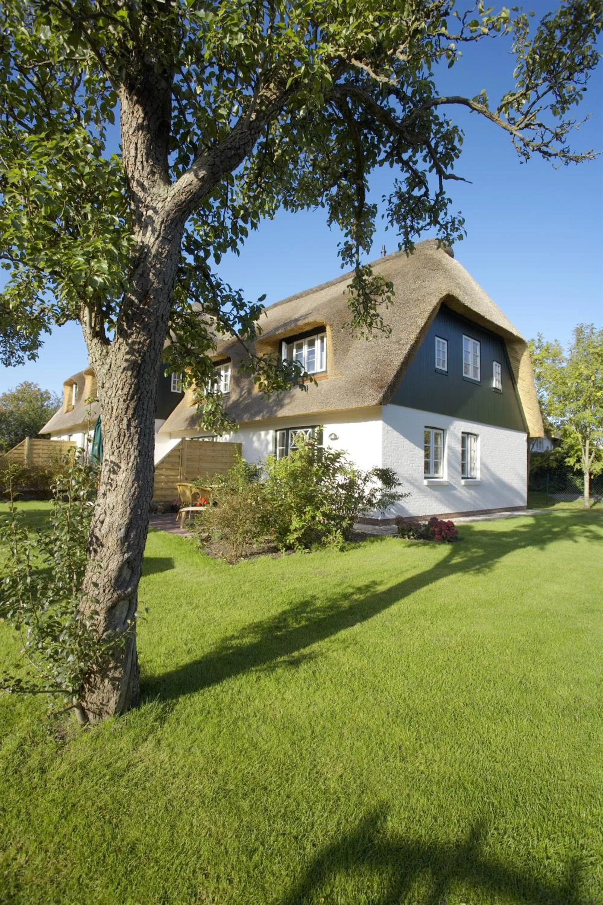 Facade/entrance in Rackmers Hof - Suiten Hotel garni mit Sauna