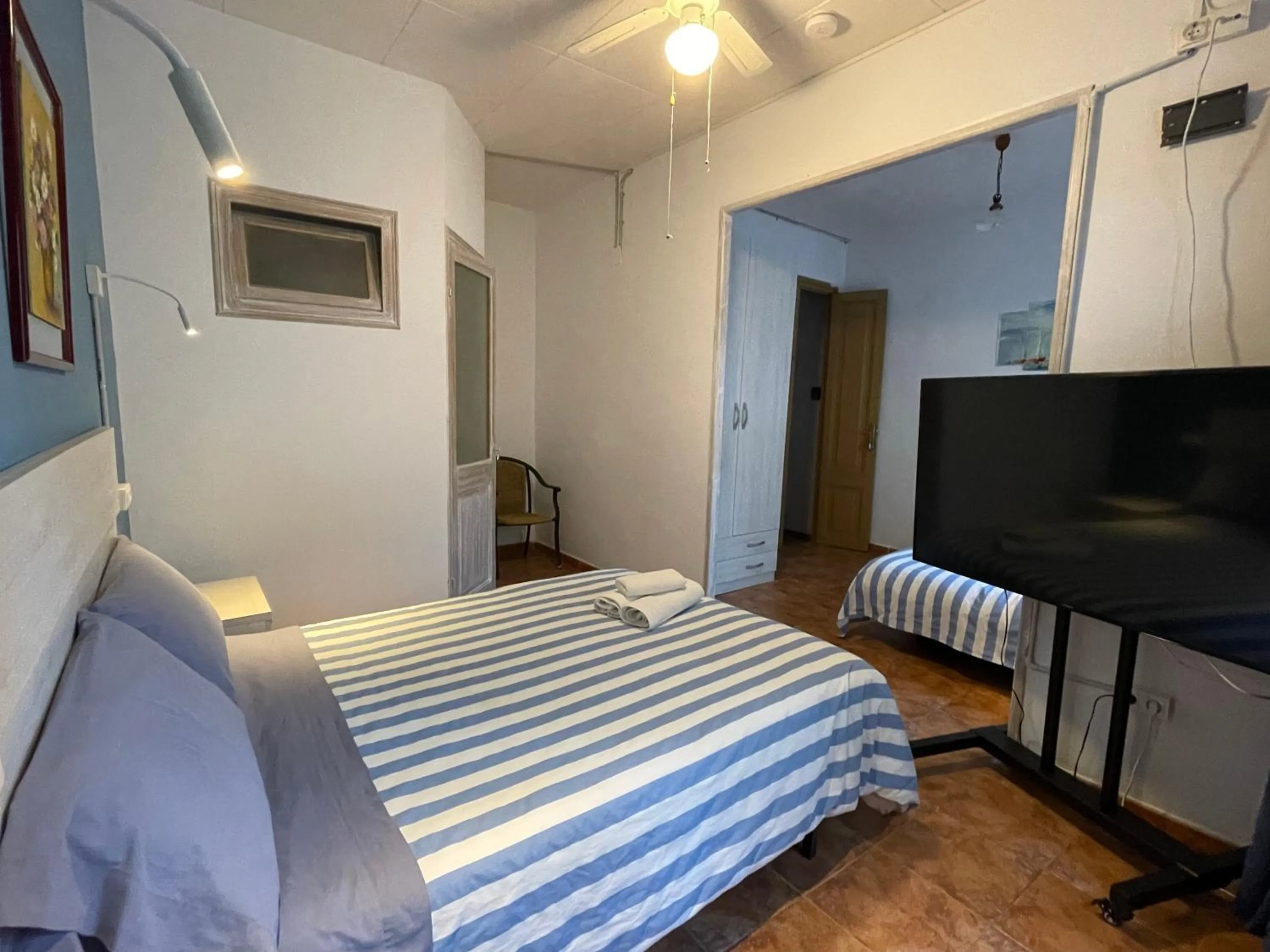 Bedroom, Bed in P&R hostals Can Tort