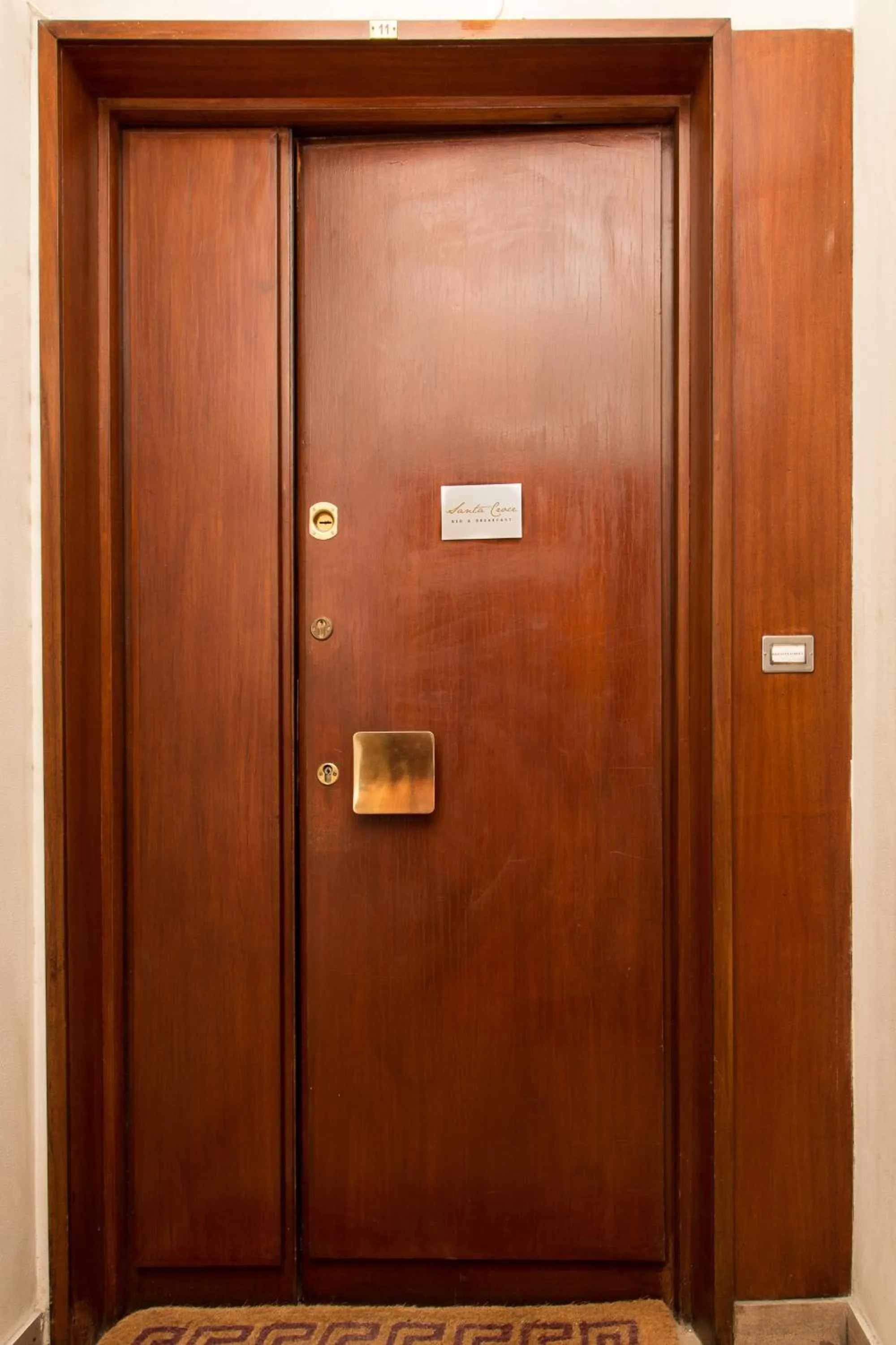 Facade/entrance in Santa Croce